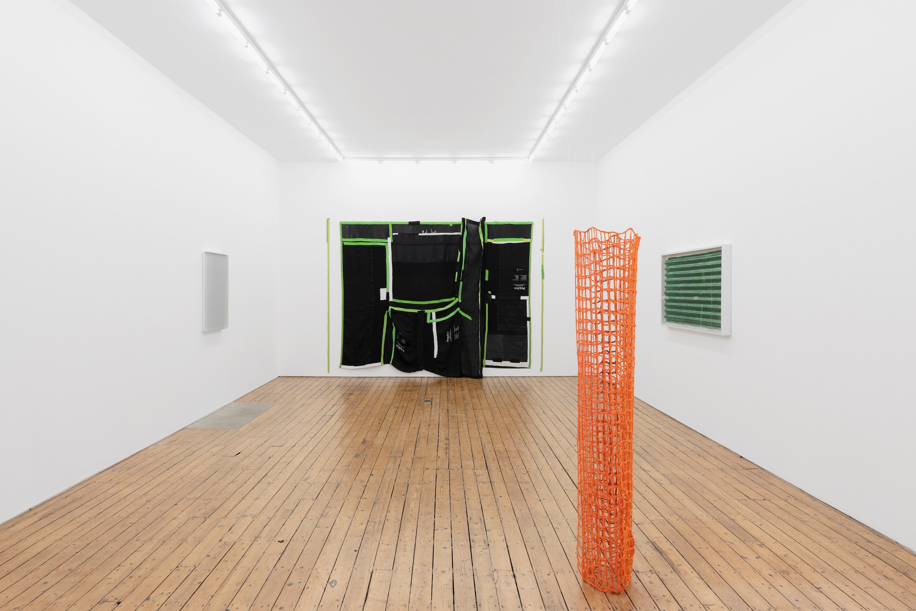 Heidi Bucher, Hana Miletić, Rachel Whiteread, Hold Still at The Approach, photo 2