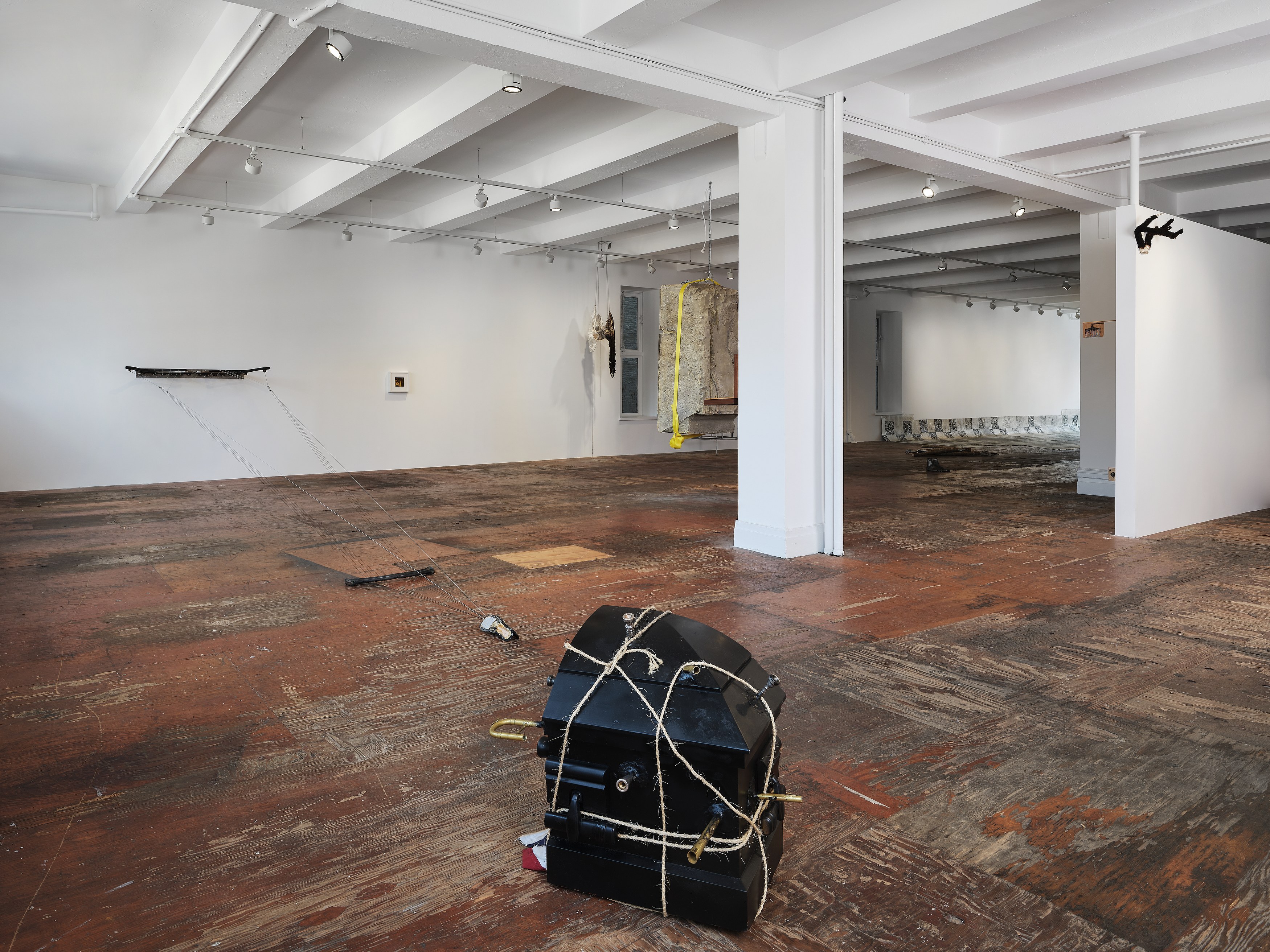 Gozié Ojini, Alix Vernet, Alice Gong Xiaowen, After H(ours): Yale School of Art Sculpture MFA 2025 at Kiang Malingue, photo 18