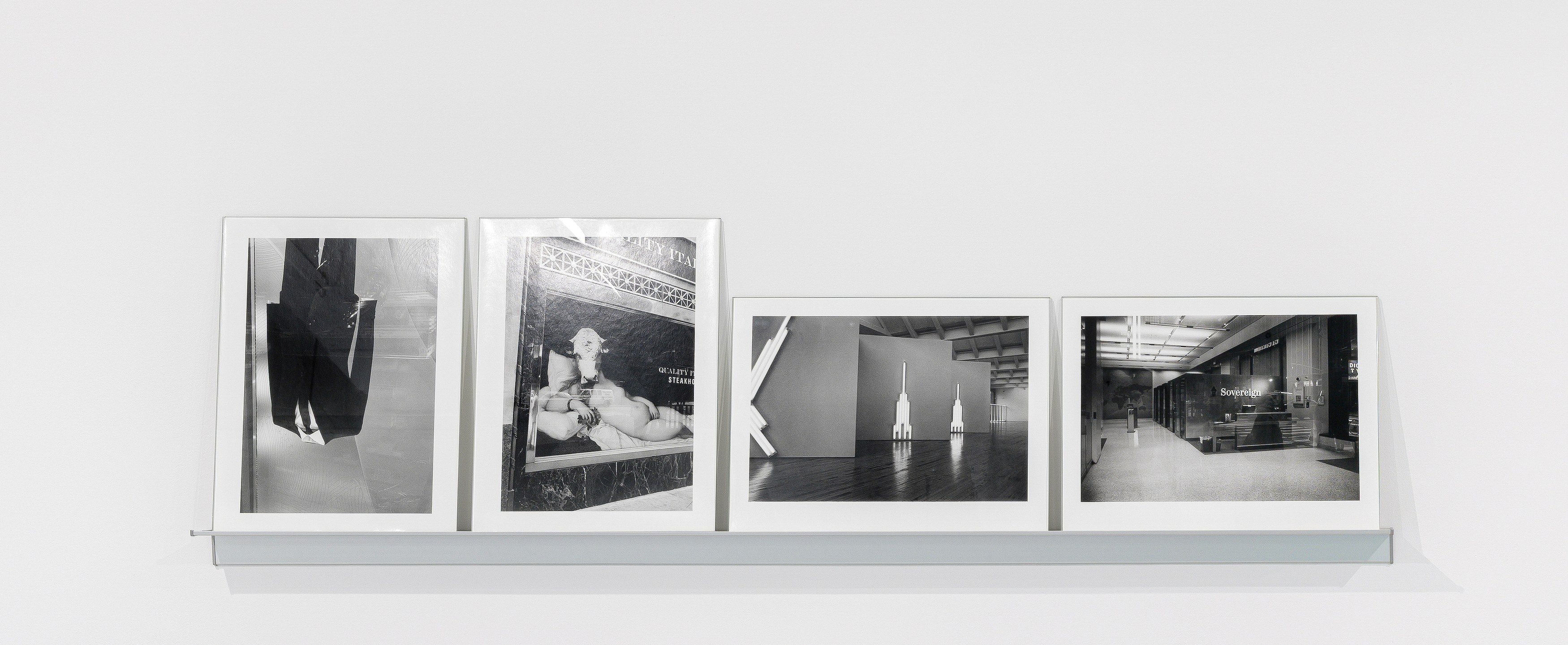 Timm Rautert, die welt und die spiegel at Galerie Nordenhake, photo 15