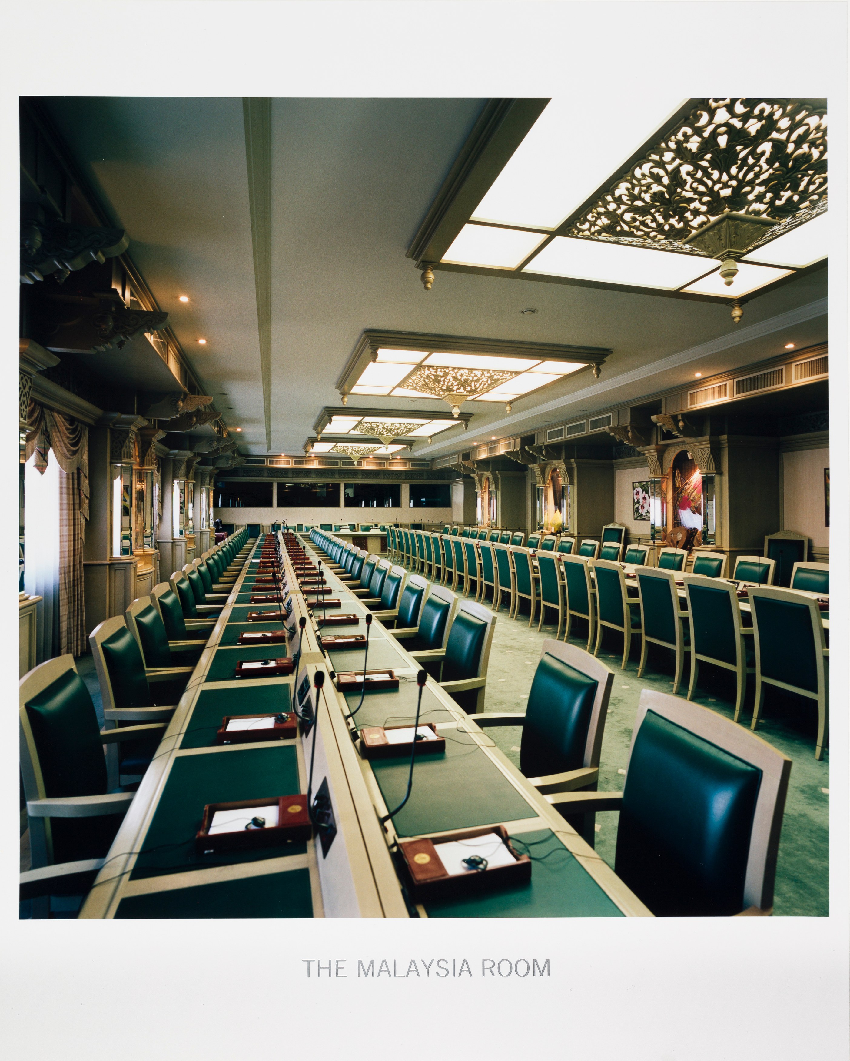 Timm Rautert, die welt und die spiegel at Galerie Nordenhake, photo 26
