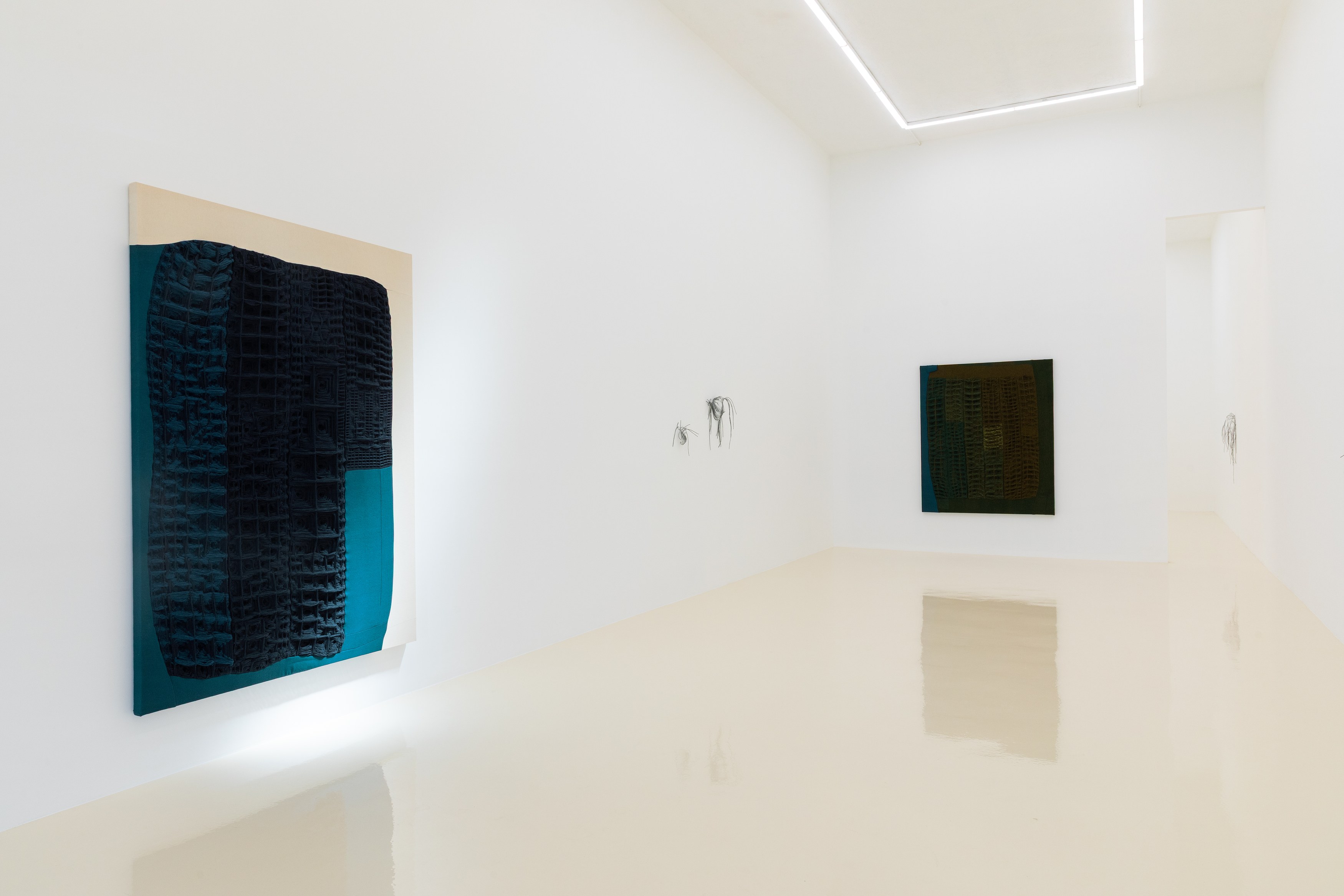 Jovencio de la Paz, Kanitha Tith, Untitled at Chris Sharp Gallery, photo 6