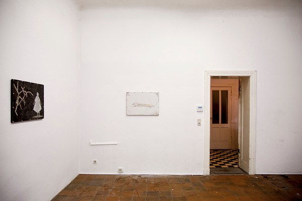Image 3 of 24