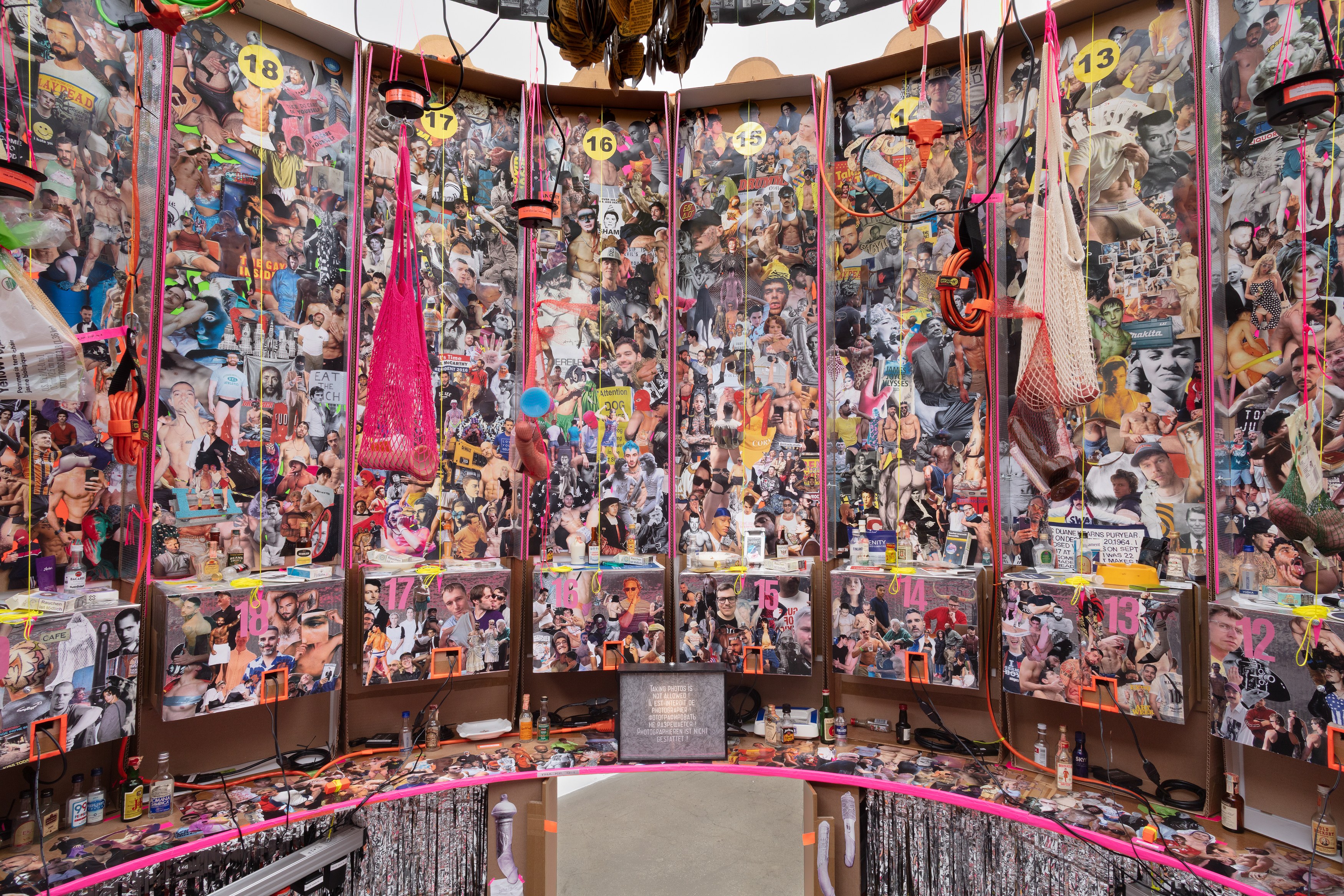 Yuval Pudik, The Hom(o)stead Act: Kaiserpanorama at NOON Projects, photo 17