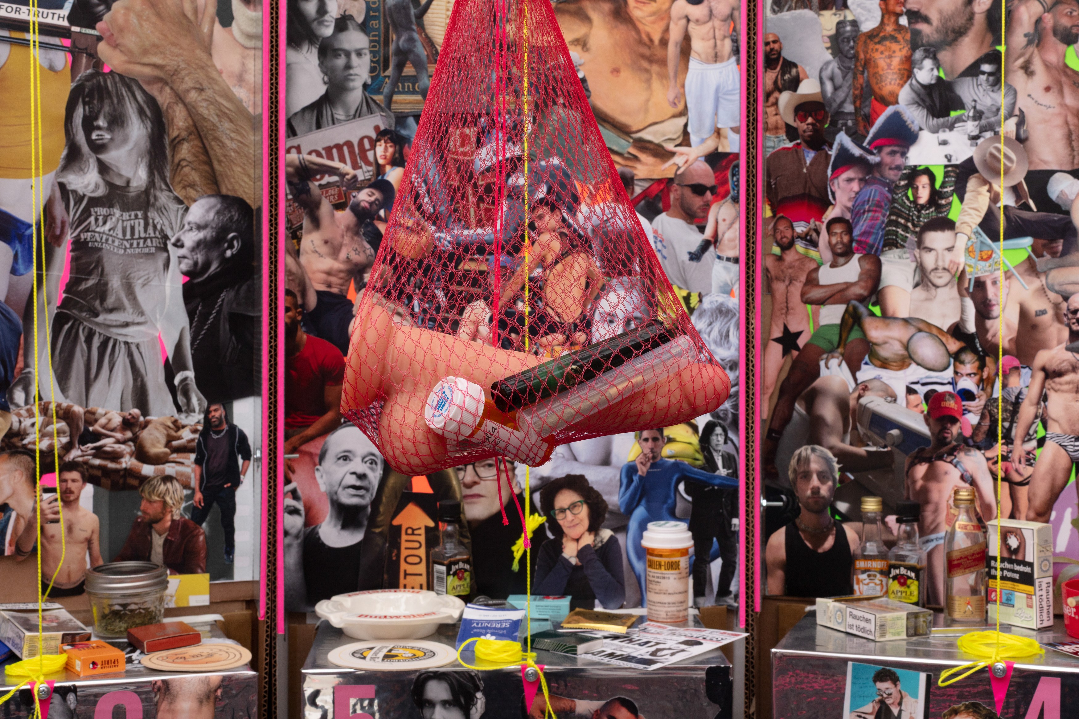 Yuval Pudik, The Hom(o)stead Act: Kaiserpanorama at NOON Projects, photo 37