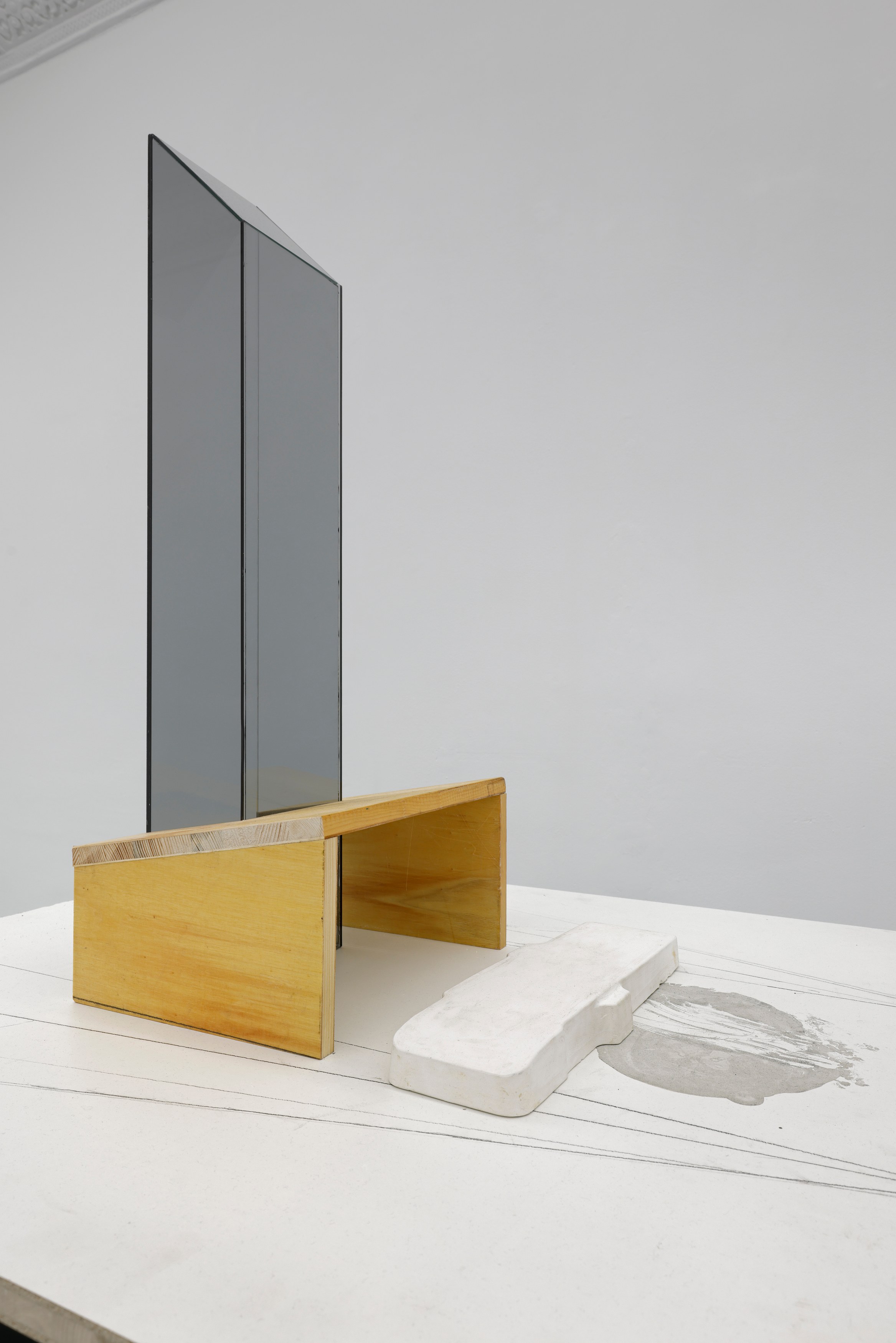 Irina Jasnowski Pascual, Plane Volume at Galerie Noah Klink, photo 24