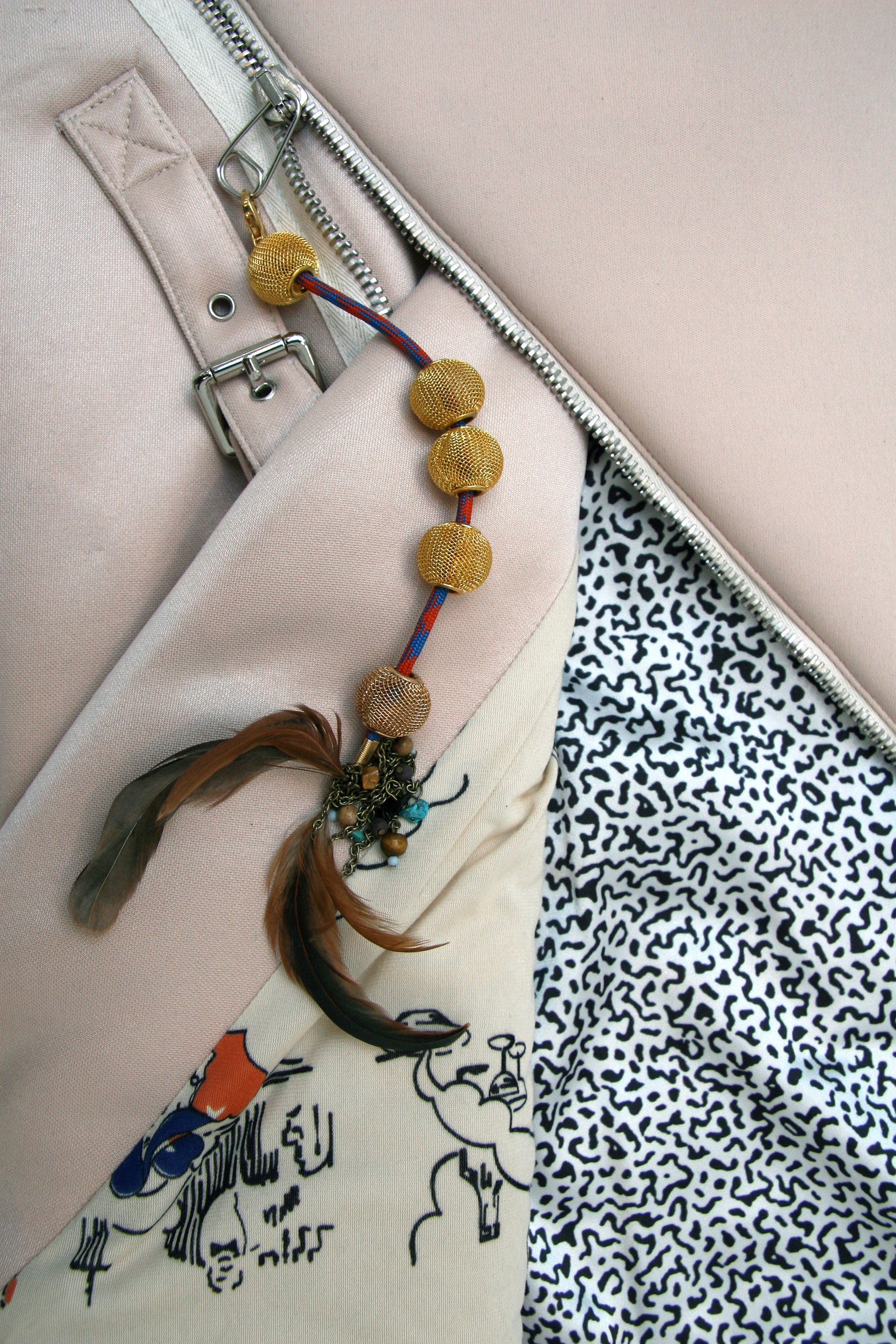 Seth Price, Folklore U.S. at Petzel, photo 60