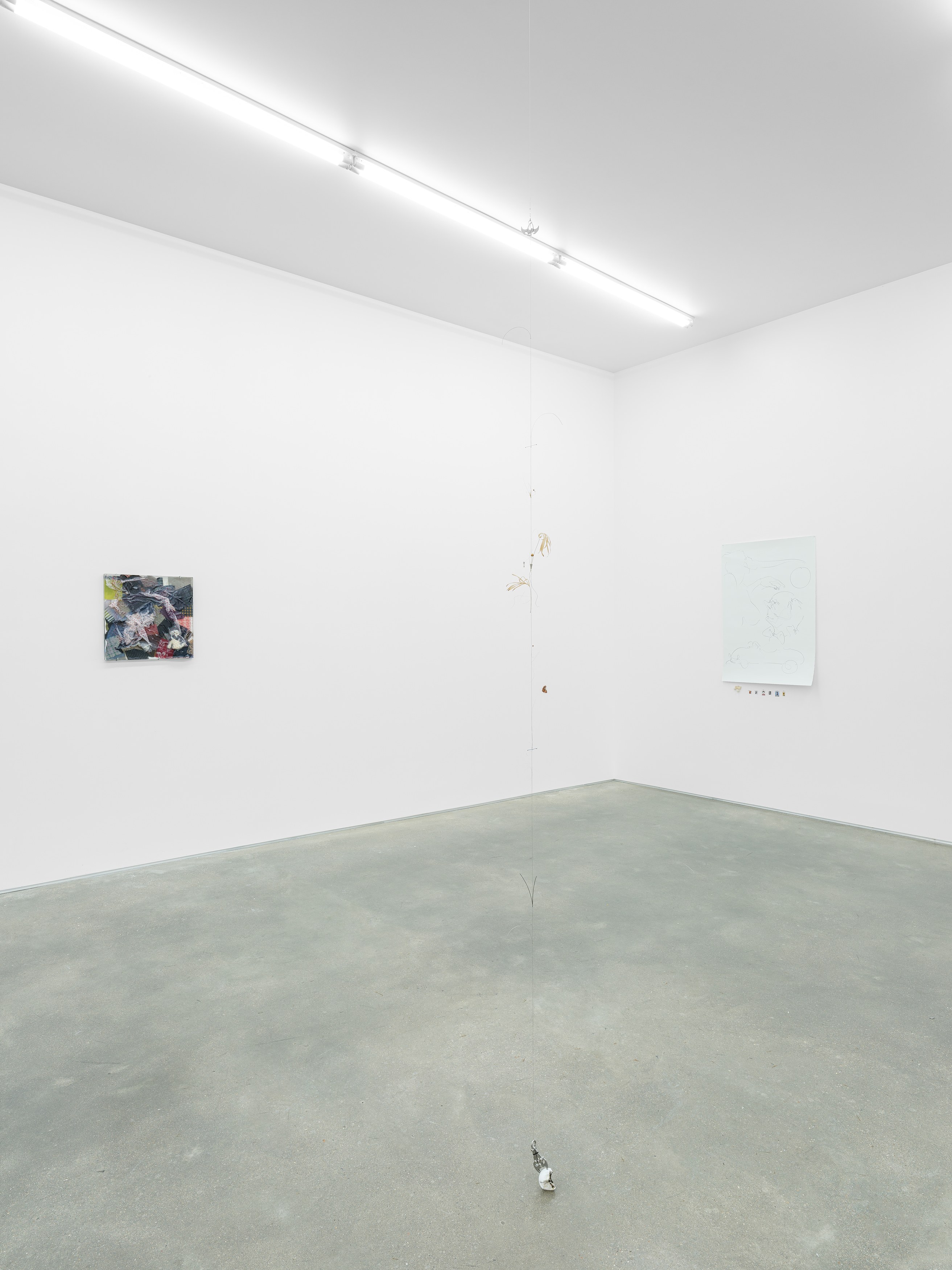 Props, Props at Galerie Derouillon, photo 12