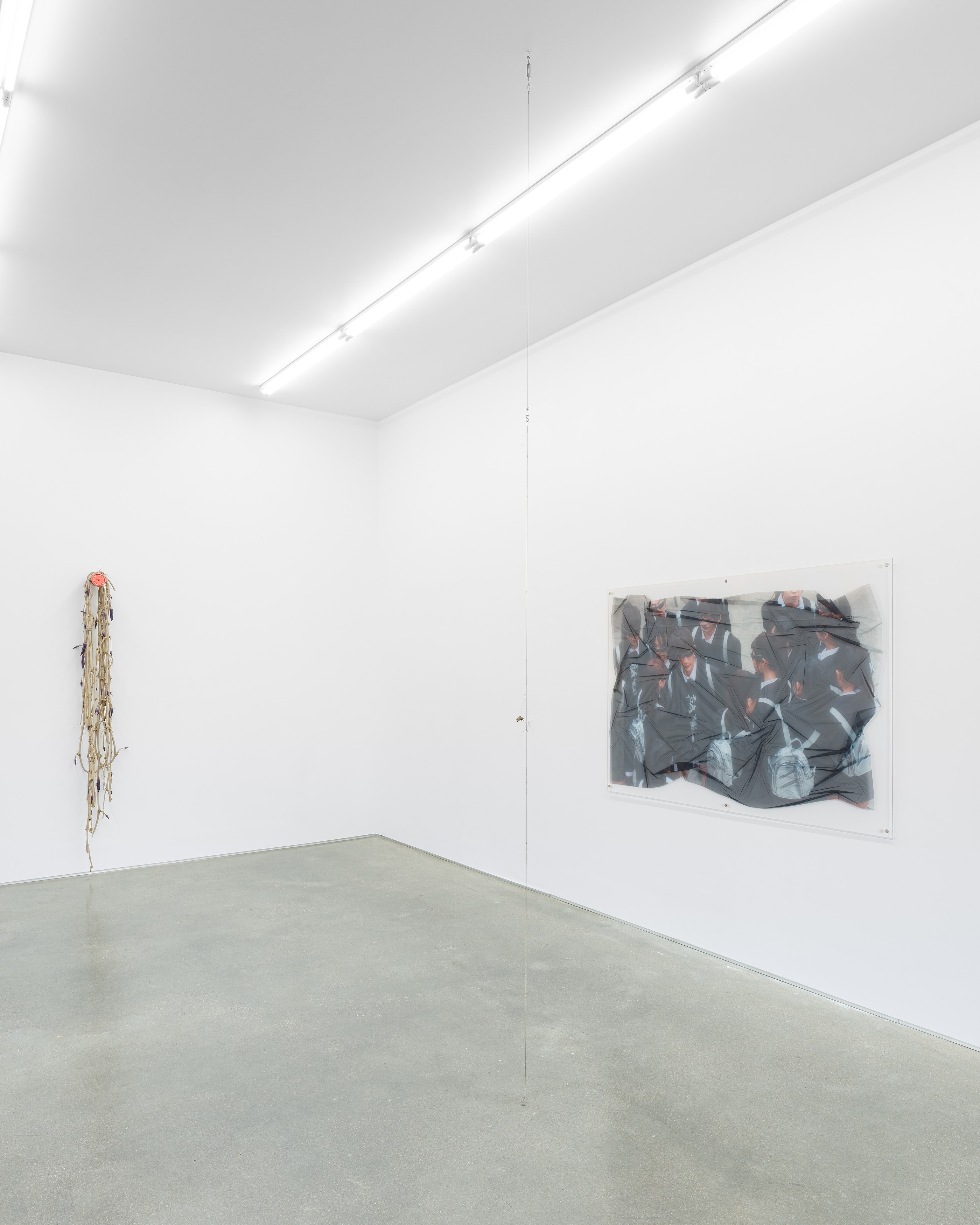 Props, Props at Galerie Derouillon, photo 15