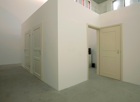Image 20 of 39