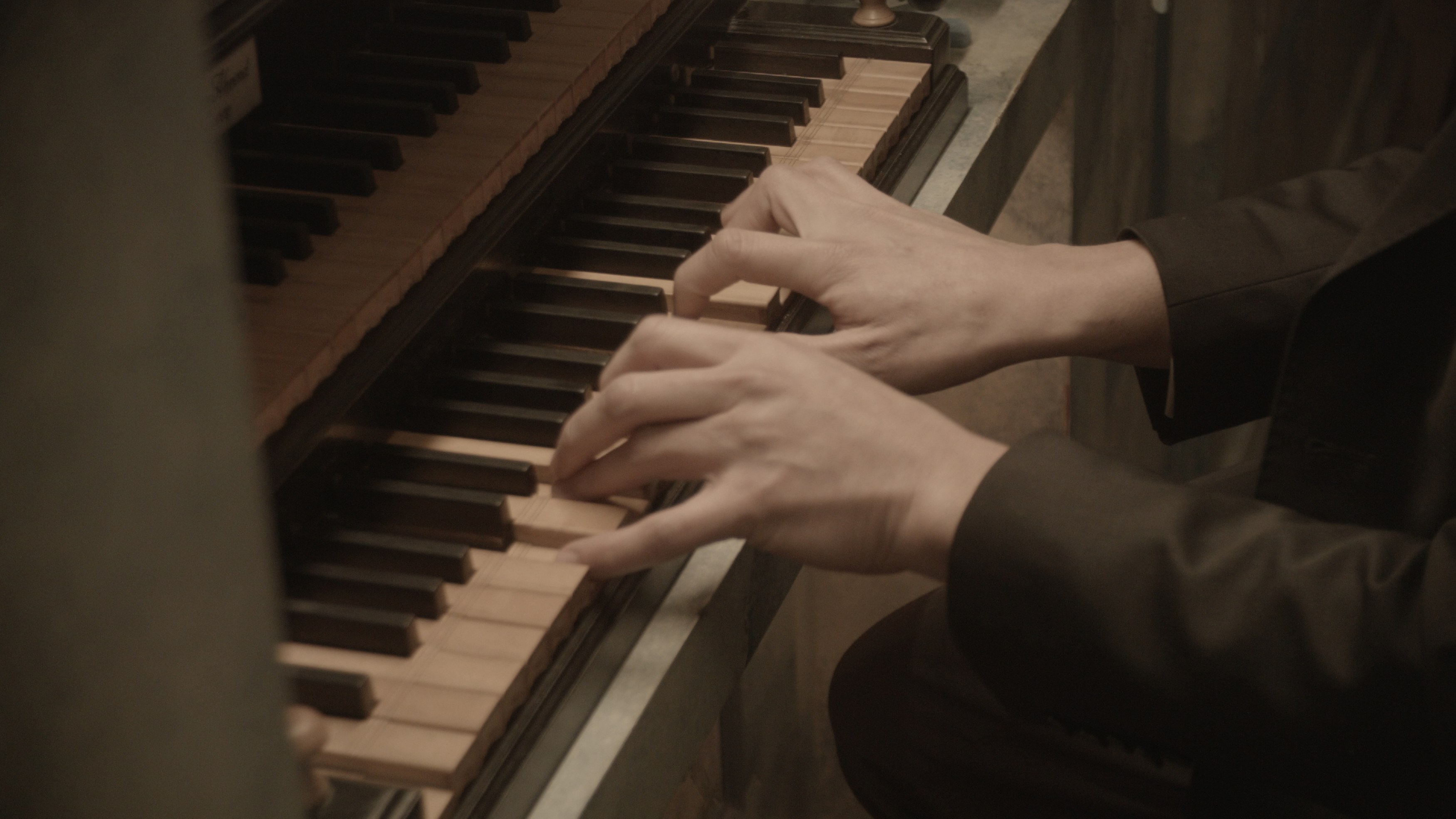 Ken Okiishi, 3 New Films at Reena Spaulings Fine Art, photo 28
