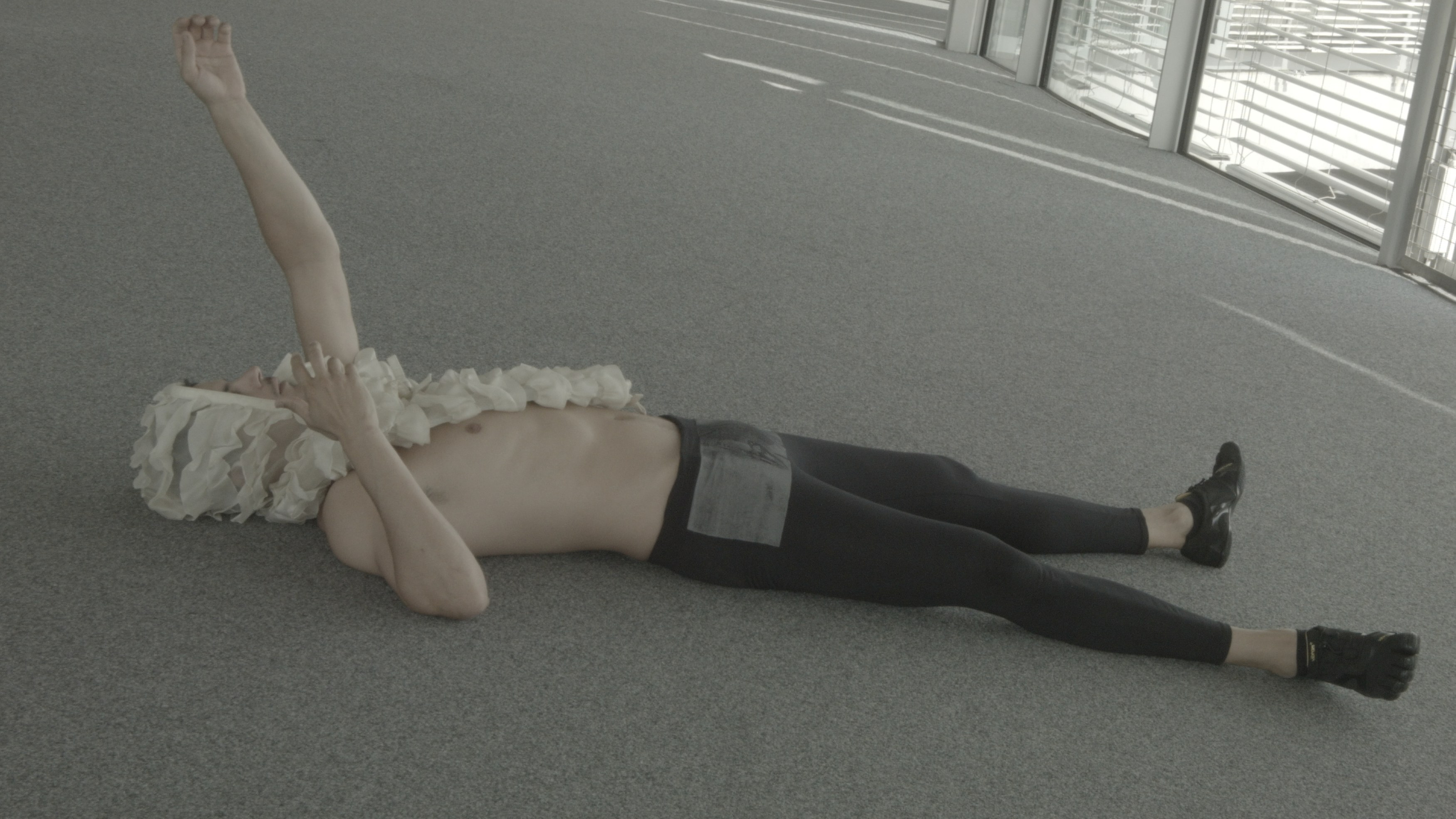 Ken Okiishi, 3 New Films at Reena Spaulings Fine Art, photo 30