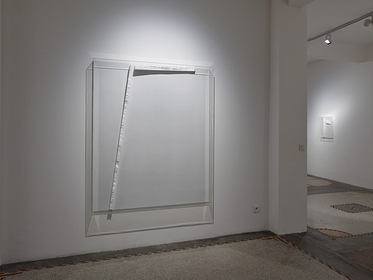 Image 19 of 66