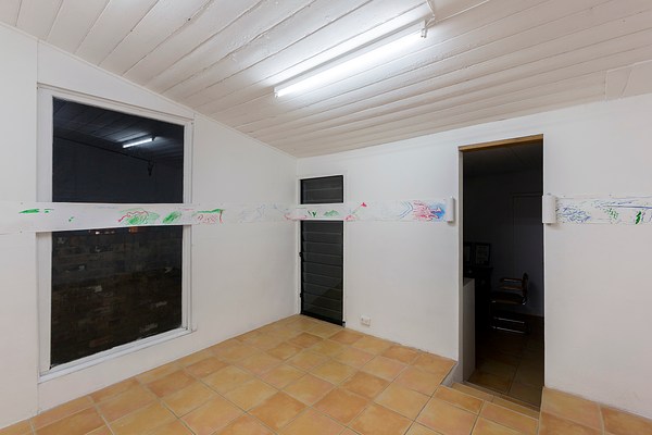 Image 2 of 23
