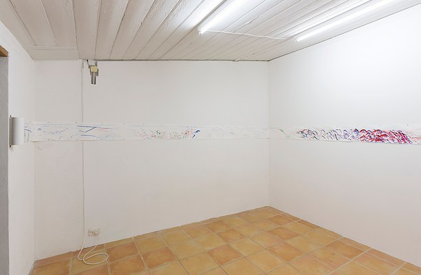 Image 4 of 23