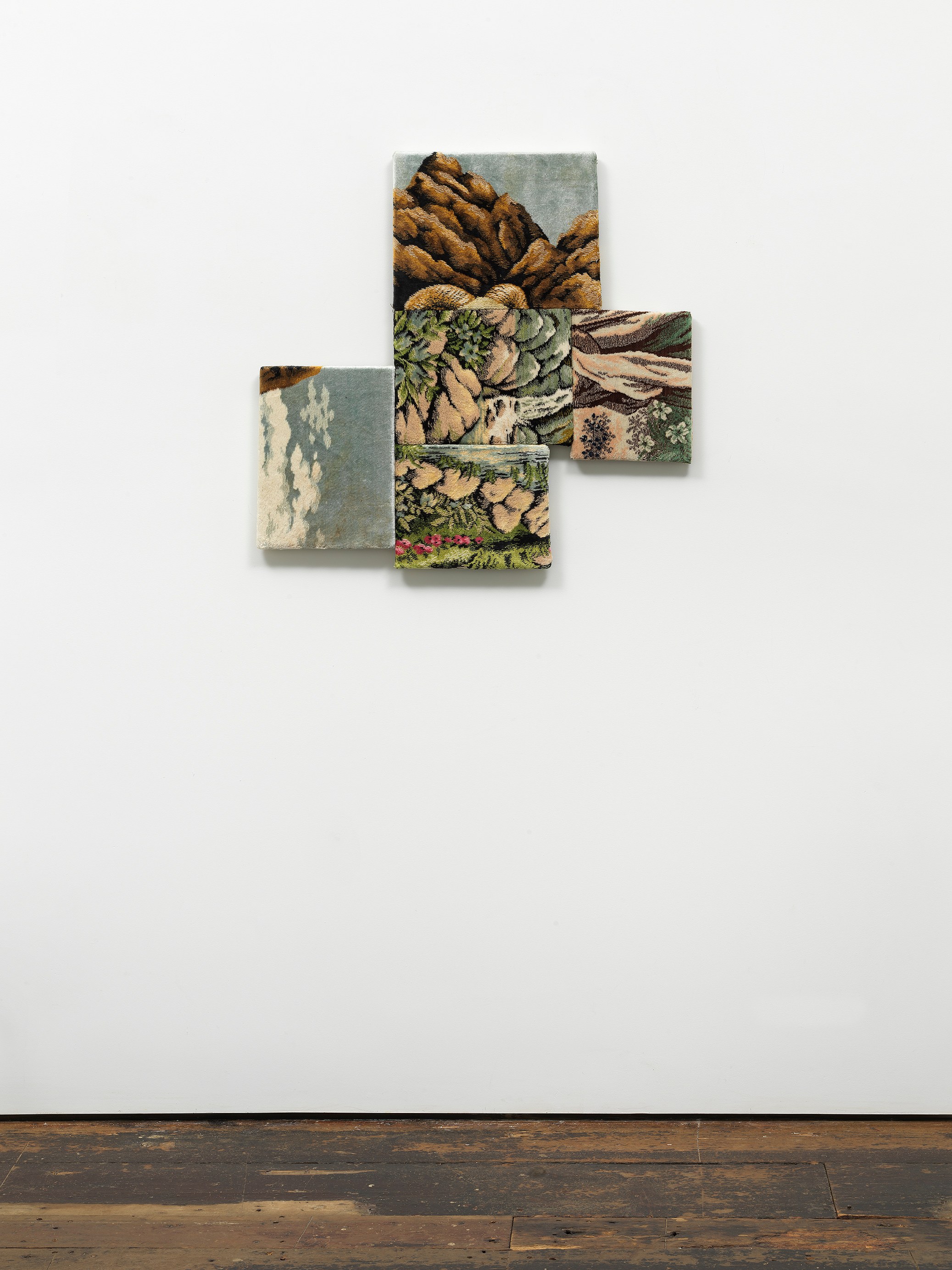 A plastic vase painted silver: part one, A plastic vase painted silver: part one at American Art Catalogues, photo 4