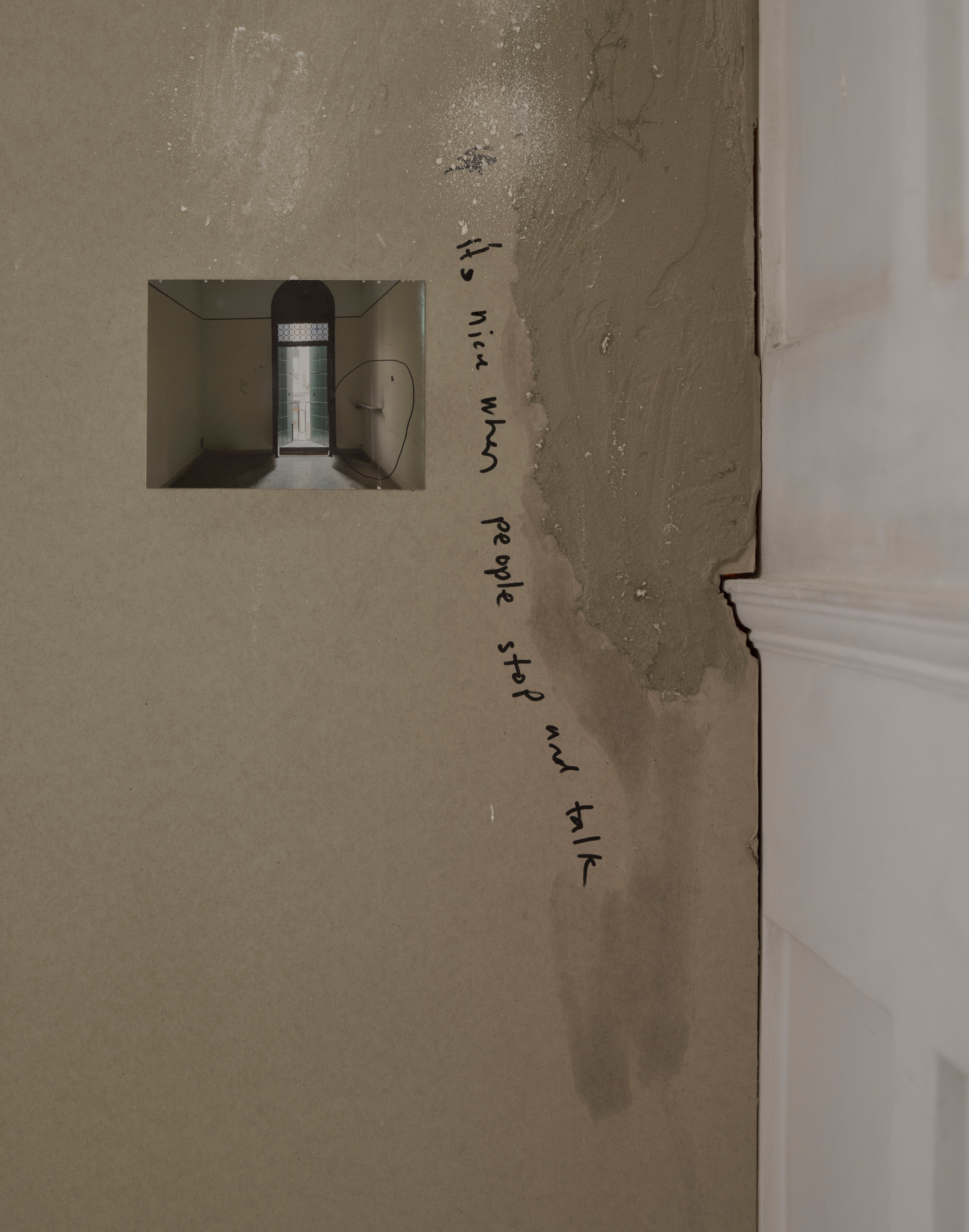 Tolia Astakhishvili, a wound on my plate at Emalin, photo 13