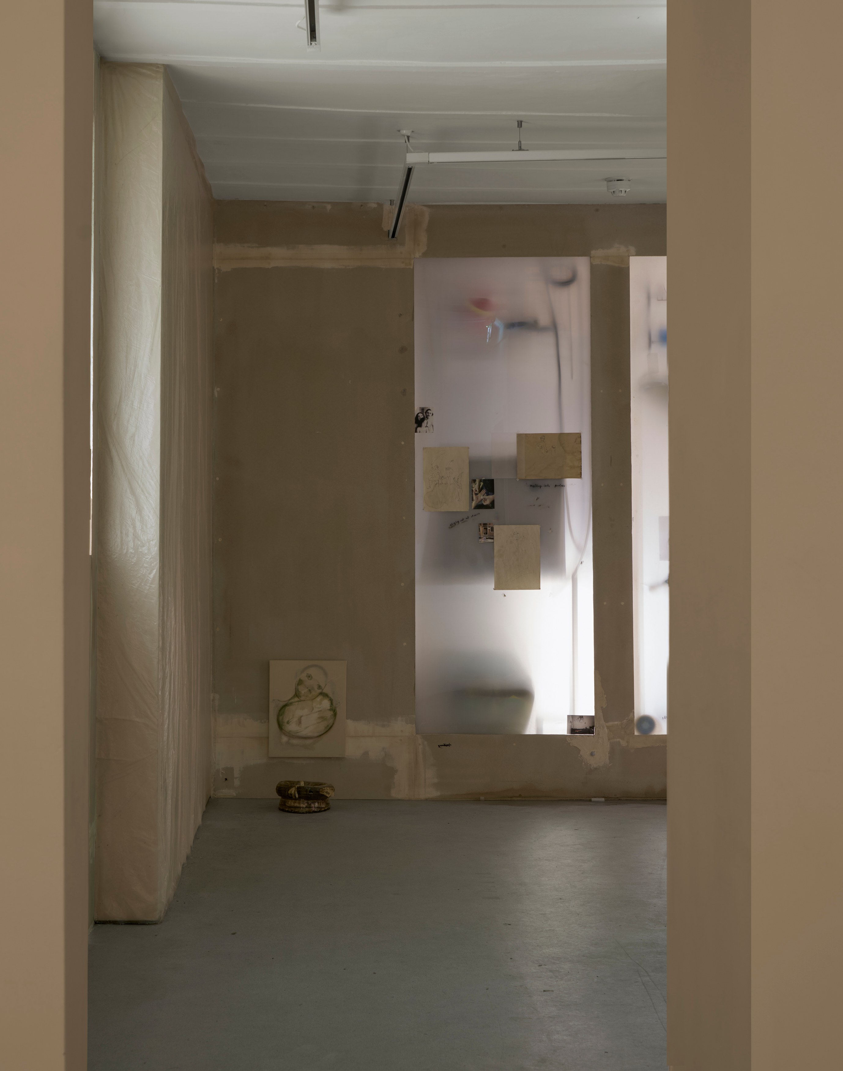 Tolia Astakhishvili, a wound on my plate at Emalin, photo 16