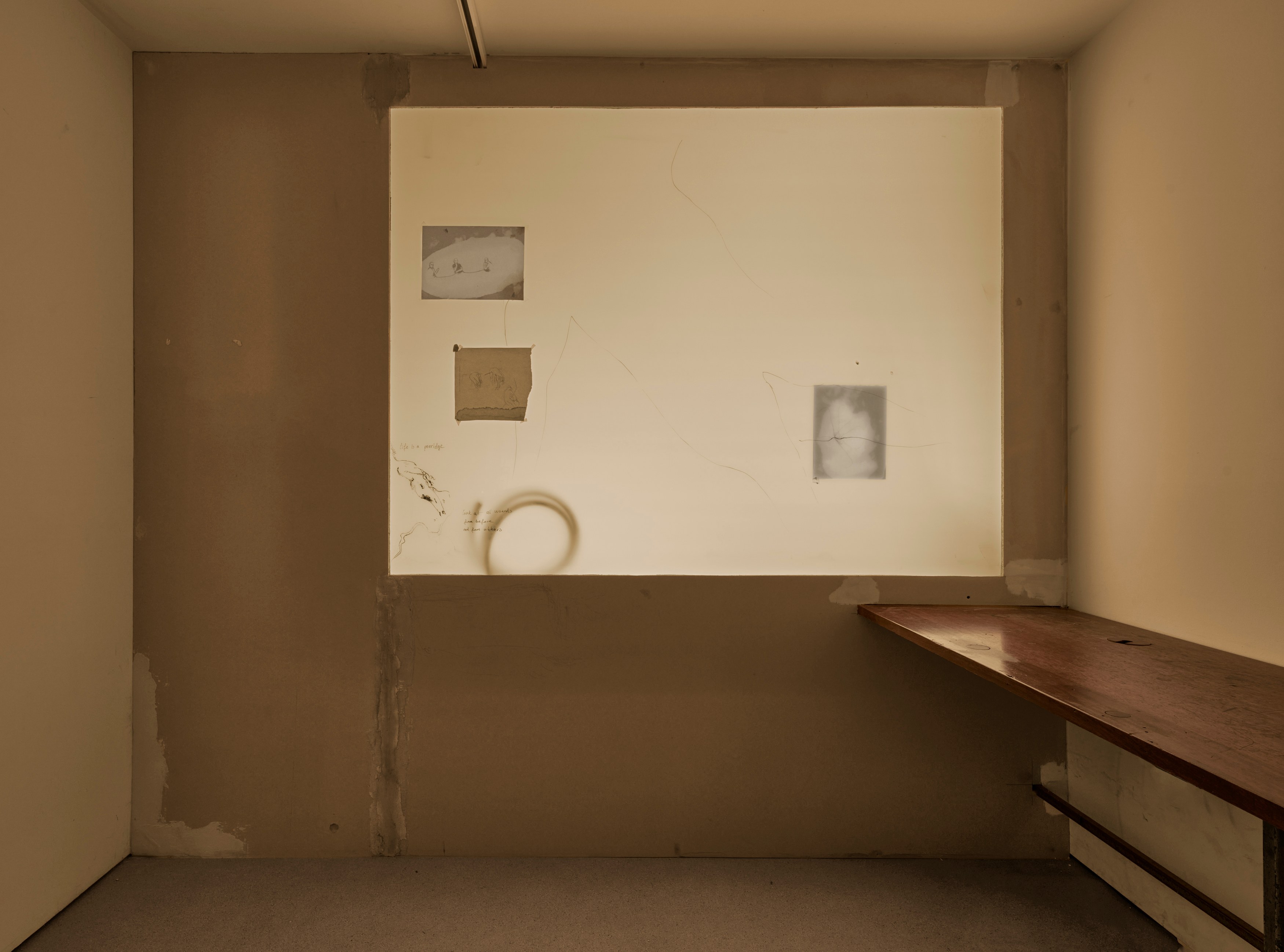 Tolia Astakhishvili, a wound on my plate at Emalin, photo 20