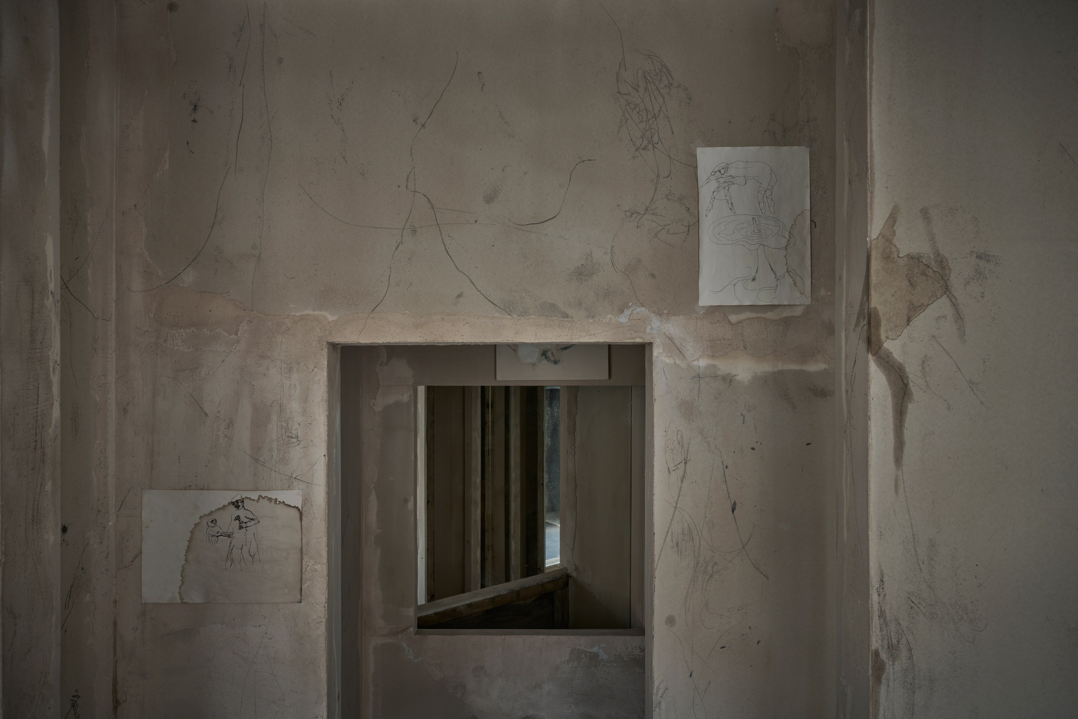 Tolia Astakhishvili, a wound on my plate at Emalin, photo 31