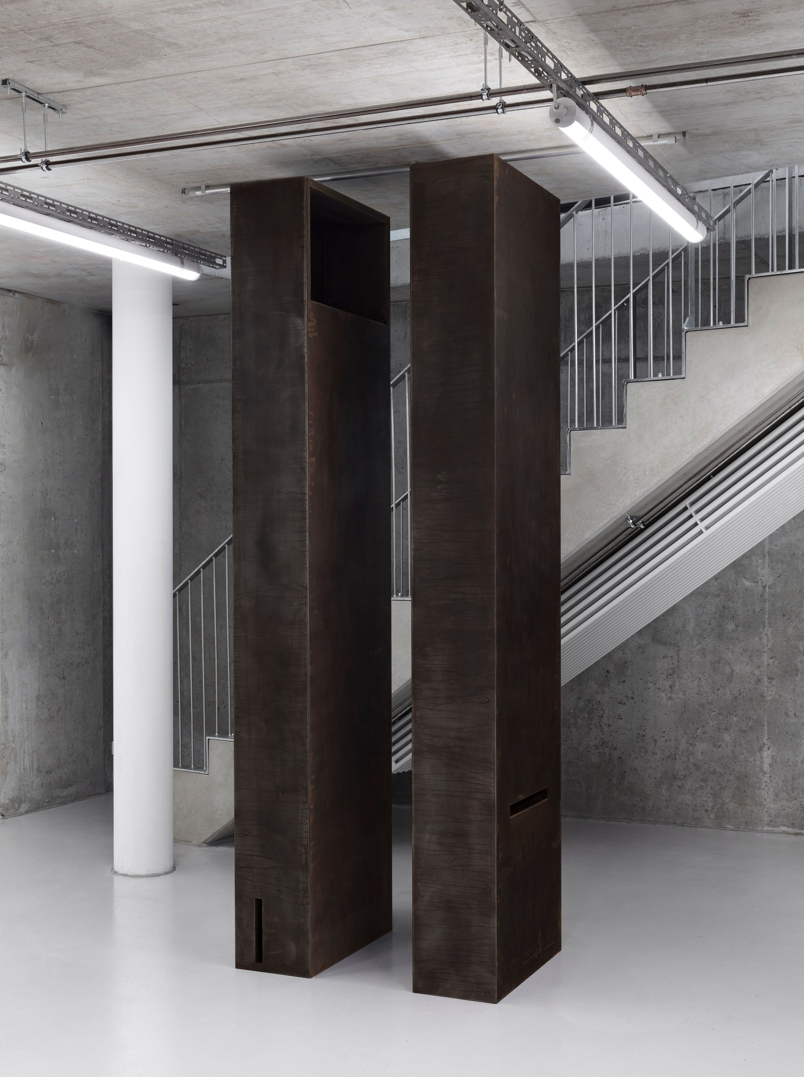 Emanuel De Carvalho, of Malabou at Galerie Molitor, photo 4