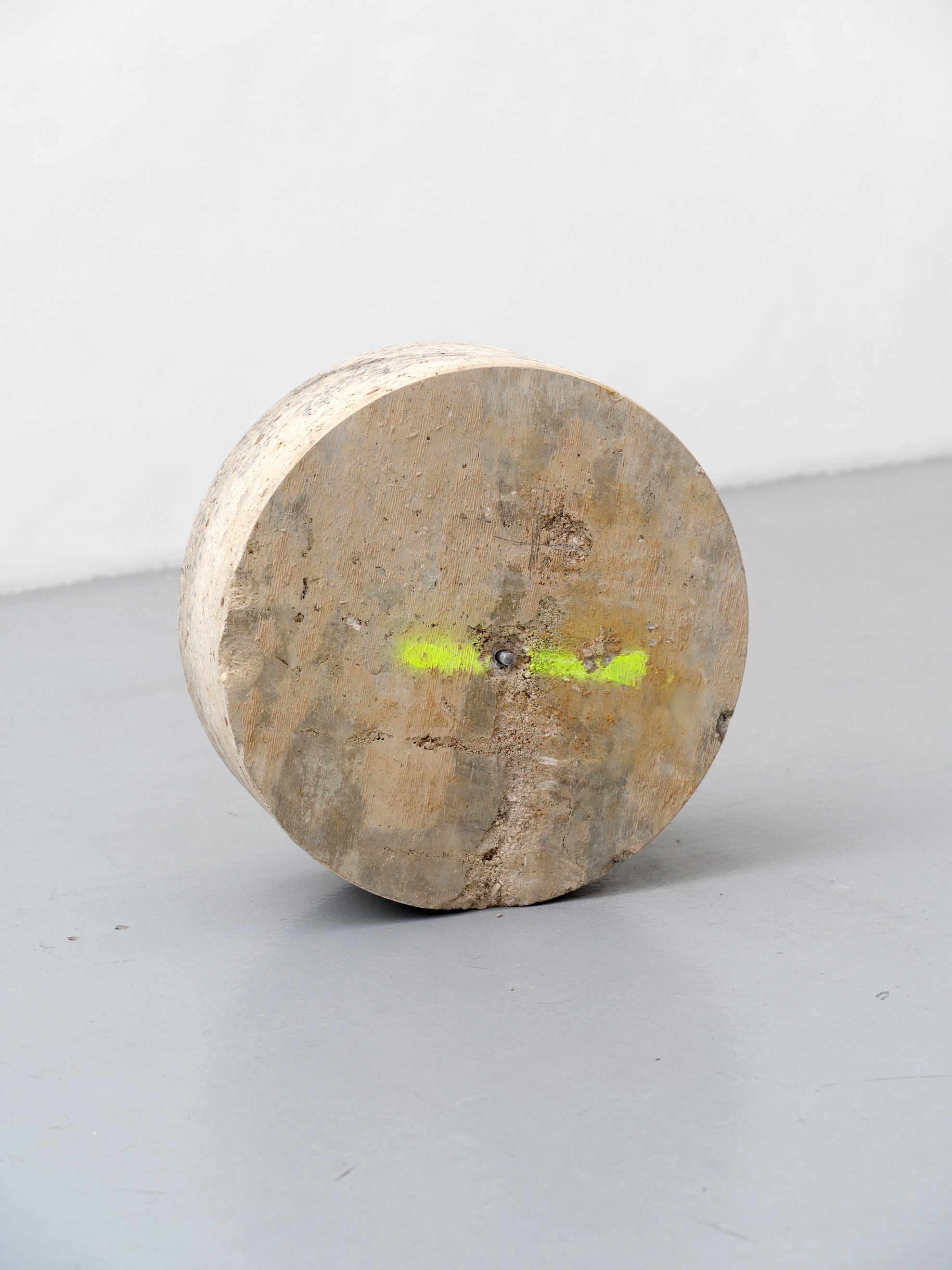 Marie Angeletti, Merlin Carpenter, DeSe Escobar, Peter Fischli, Kim Gordon, Richard Hawkins, Jacqueline Humphries, Morag Keil, Jutta Koether, Marc Kokopeli, Klara Lidén, Albert Oehlen, Yair Oelbaum, Richard Prince, Josephine Pryde, Christopher Kulendran Thomas, SoiL Thornton, John Waters, image 7 of 64
