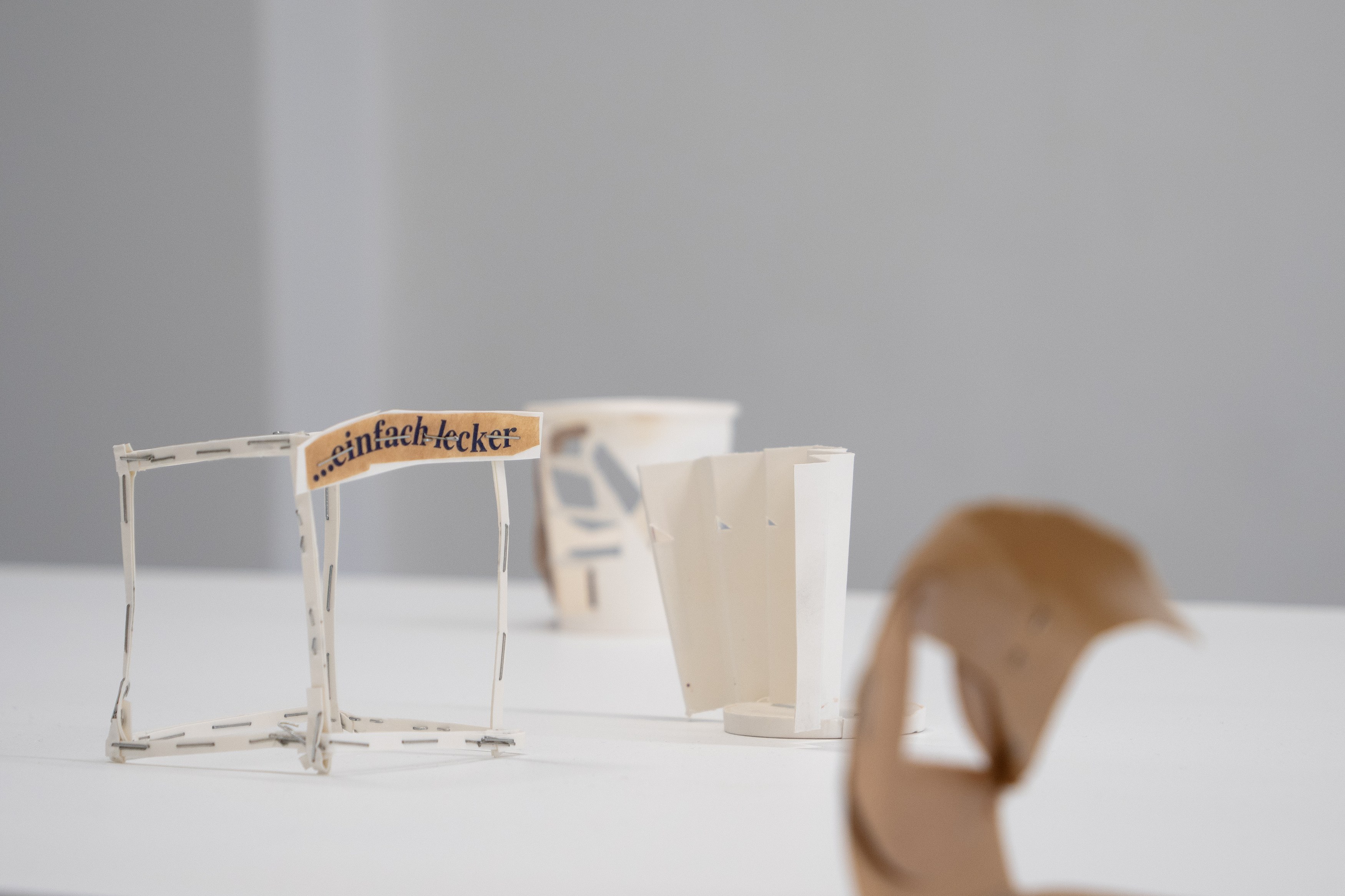 Thomas Swinkels, Cup Sculptures at Stooge Fine Arts, photo 11