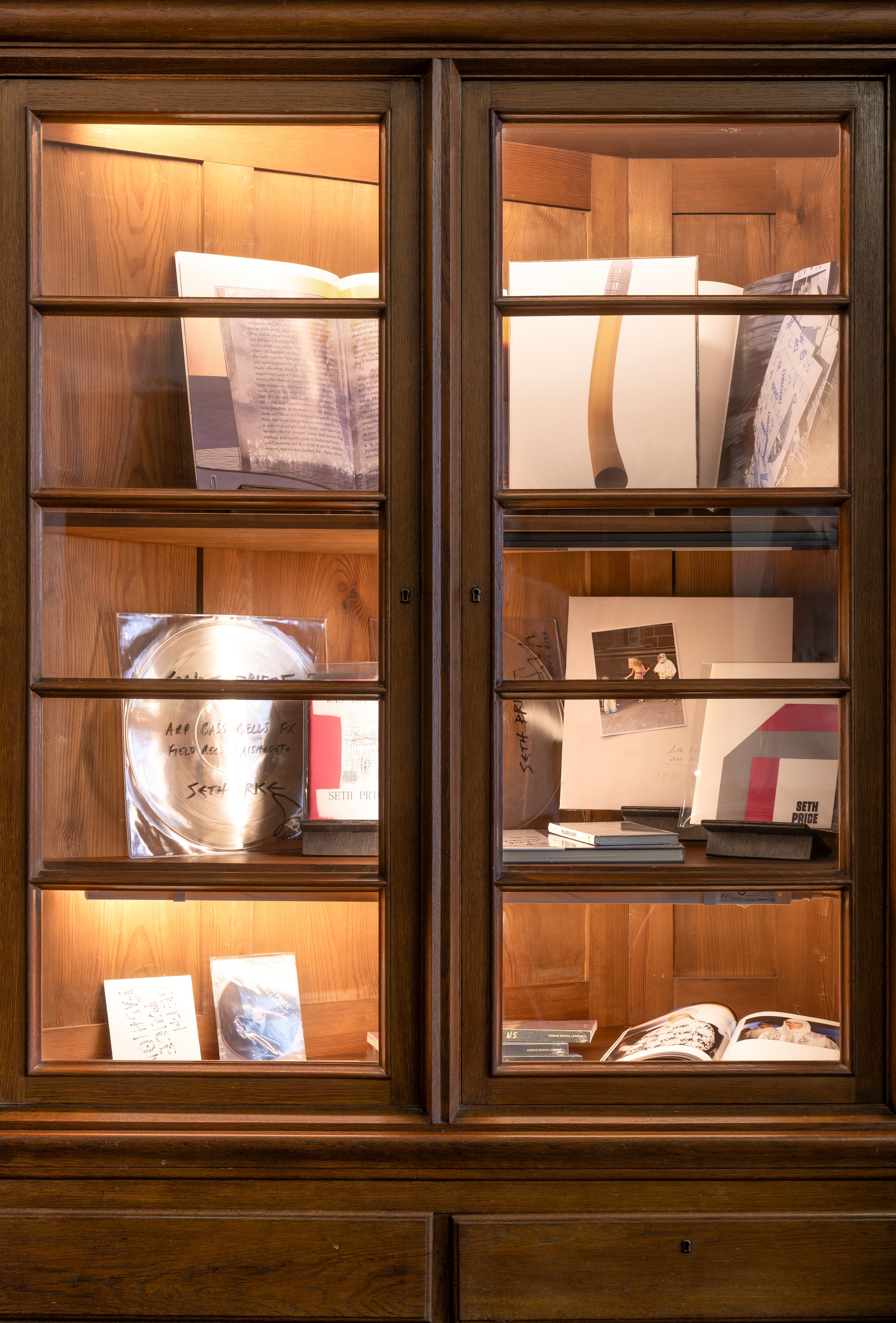 Seth Price, Portals at Isabella Bortolozzi, photo 6