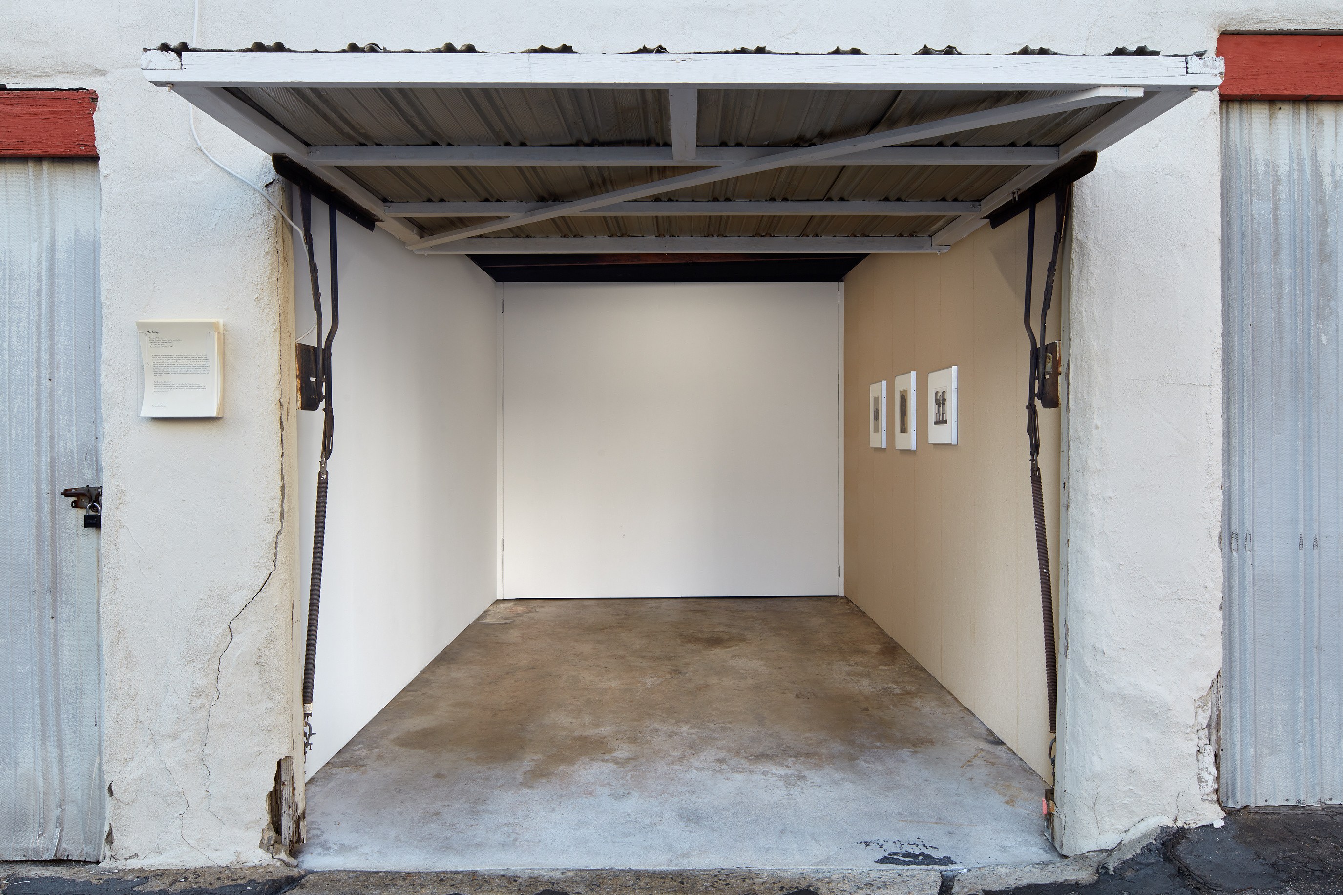 Christopher Williams, A 3 Hour Display of Standard East German Rauhfaser at The Village, photo 2