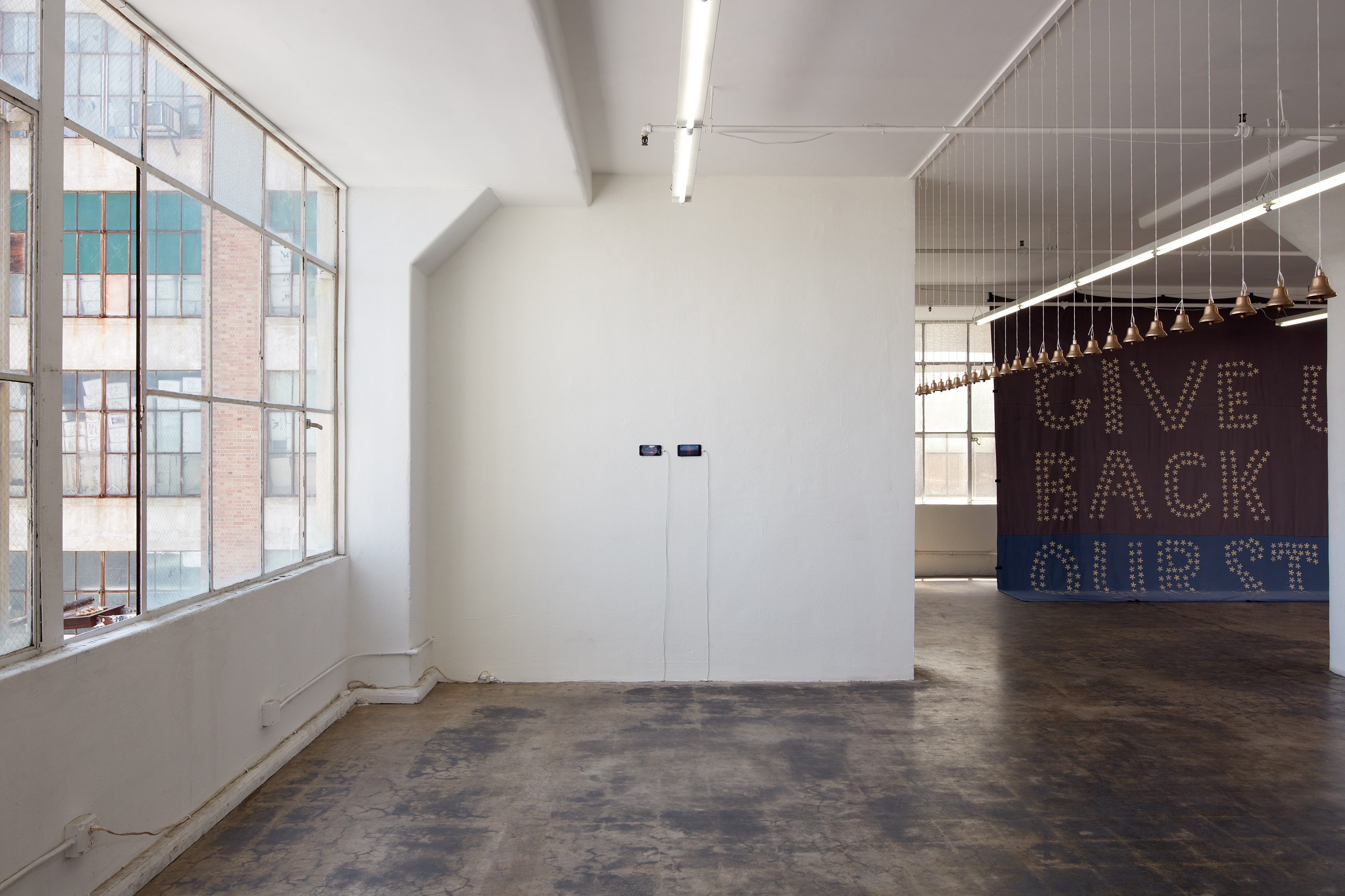 David Horvitz, being living at Joan, photo 3