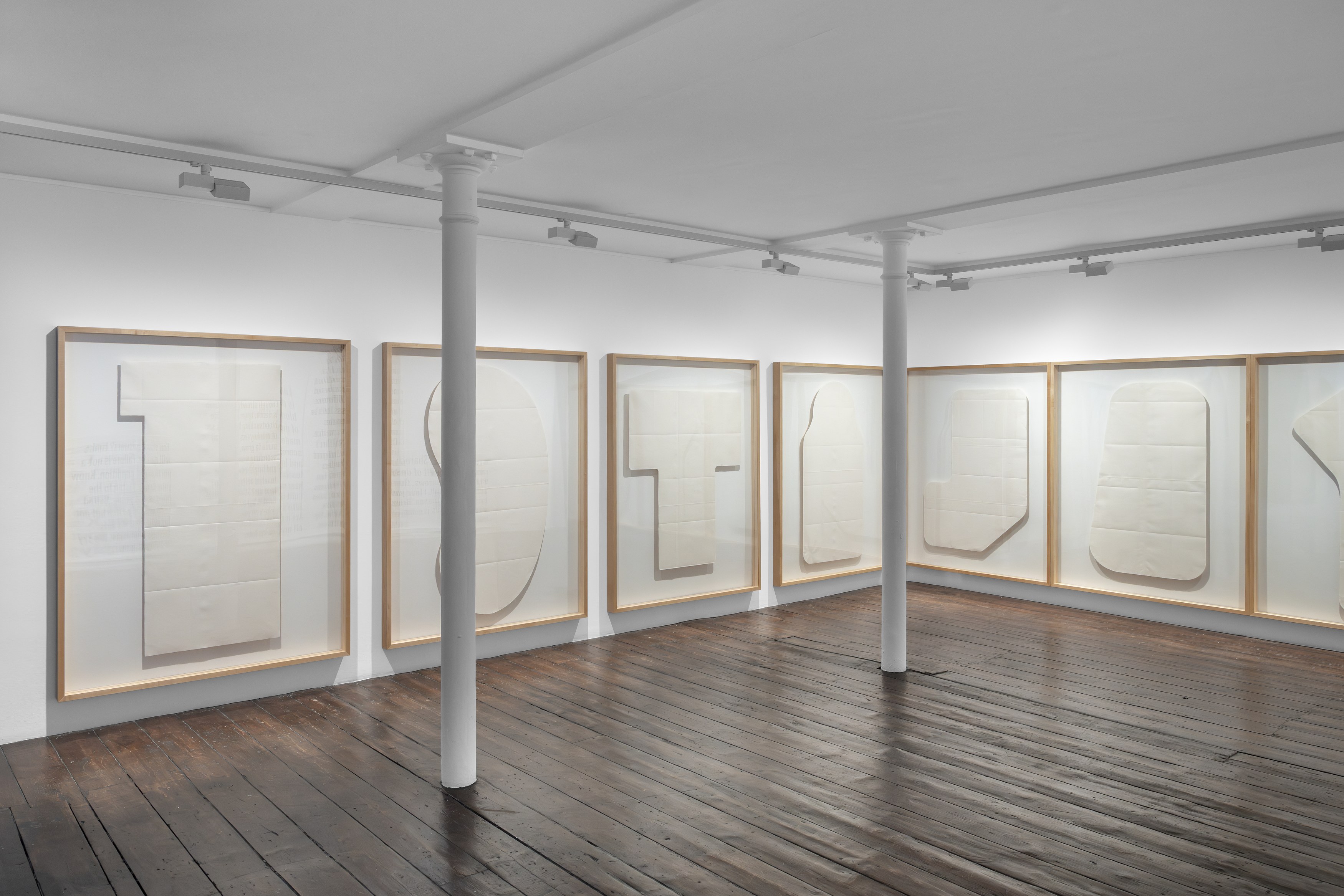 Janice Kerbel, Untitled at greengrassi & Corvi-Mora, London, photo 4