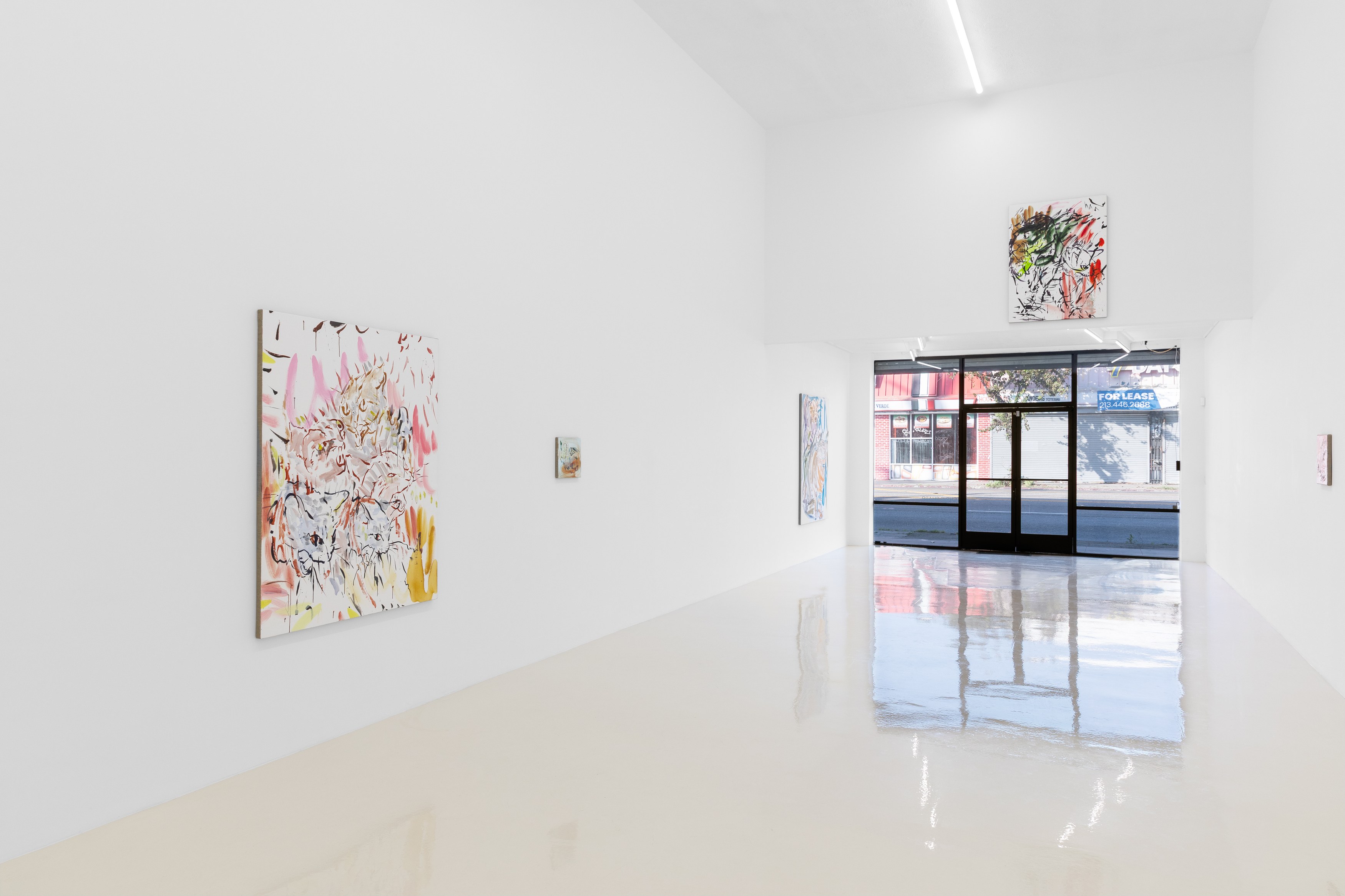 Laura Larraz, image 7 of 57