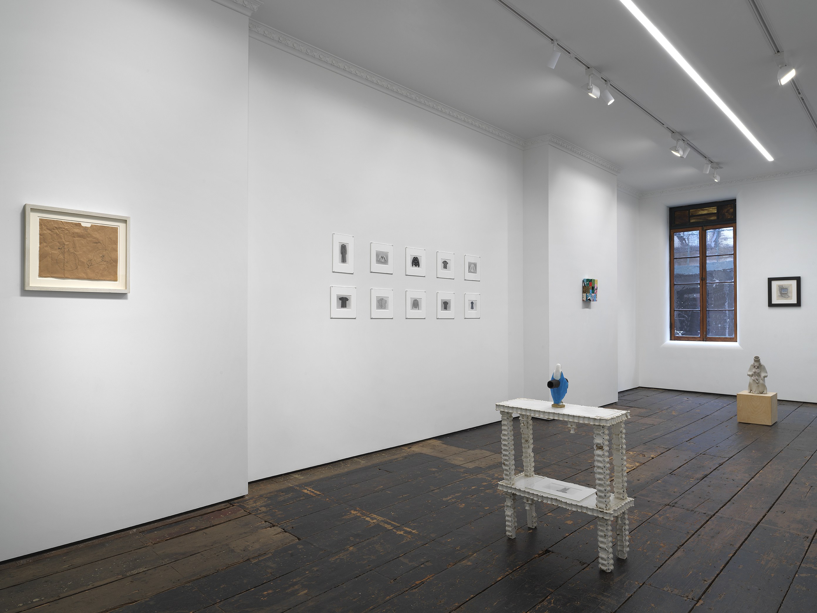 A plastic vase painted silver: part three, A plastic vase painted silver: part three at American Art Catalogues, photo 11