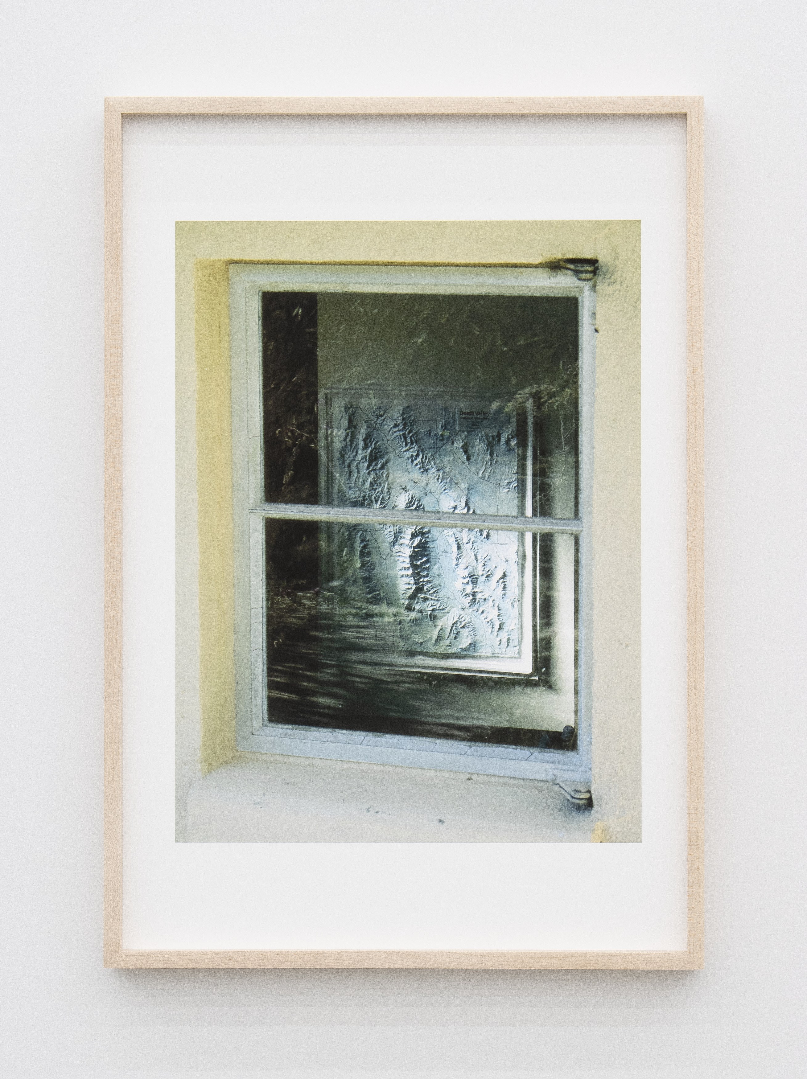 Jennifer Bolande, Persistence of Vision at Magenta Plains, photo 16