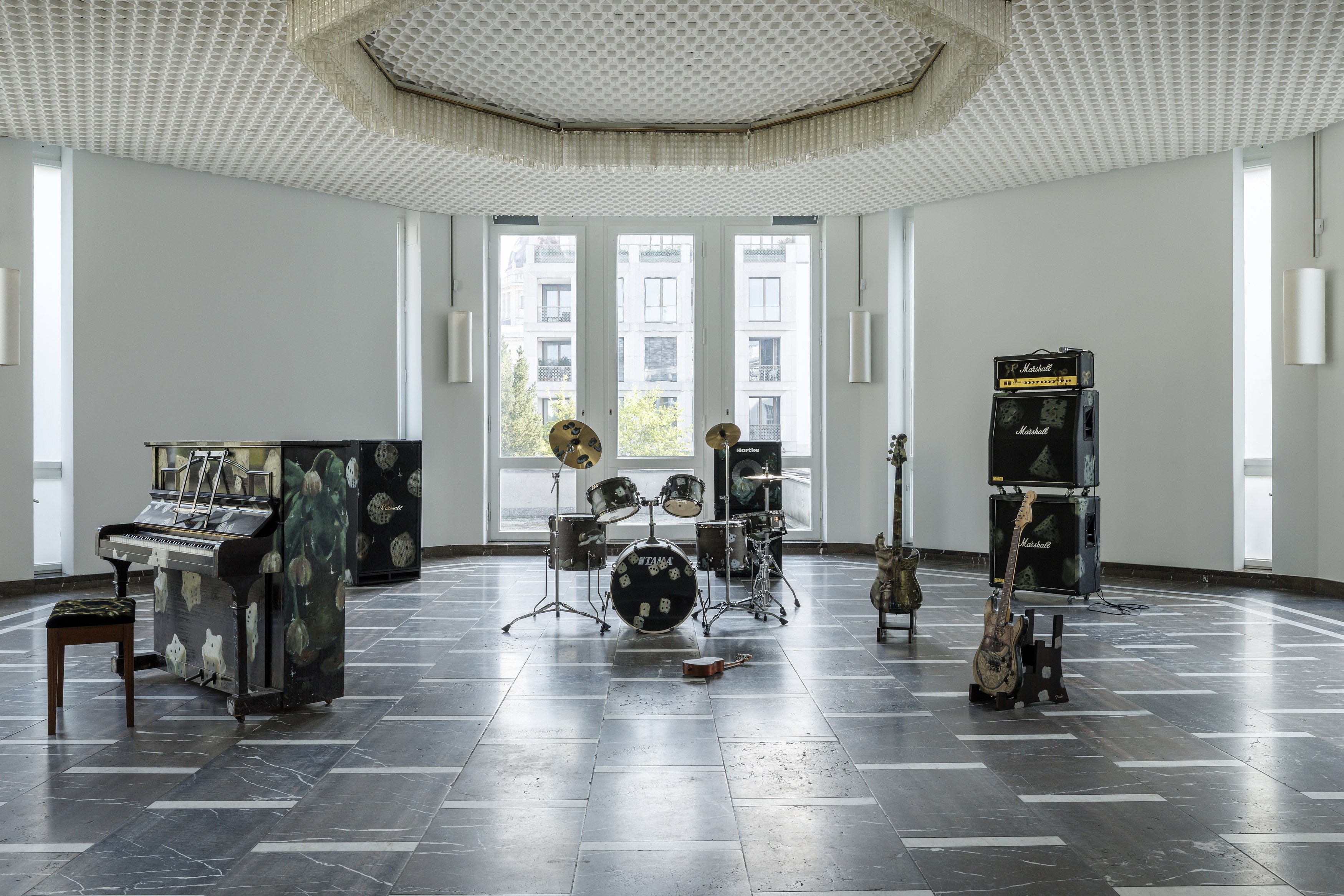 Issy Wood, Magic Bullet at Schinkel Pavillon, photo 3