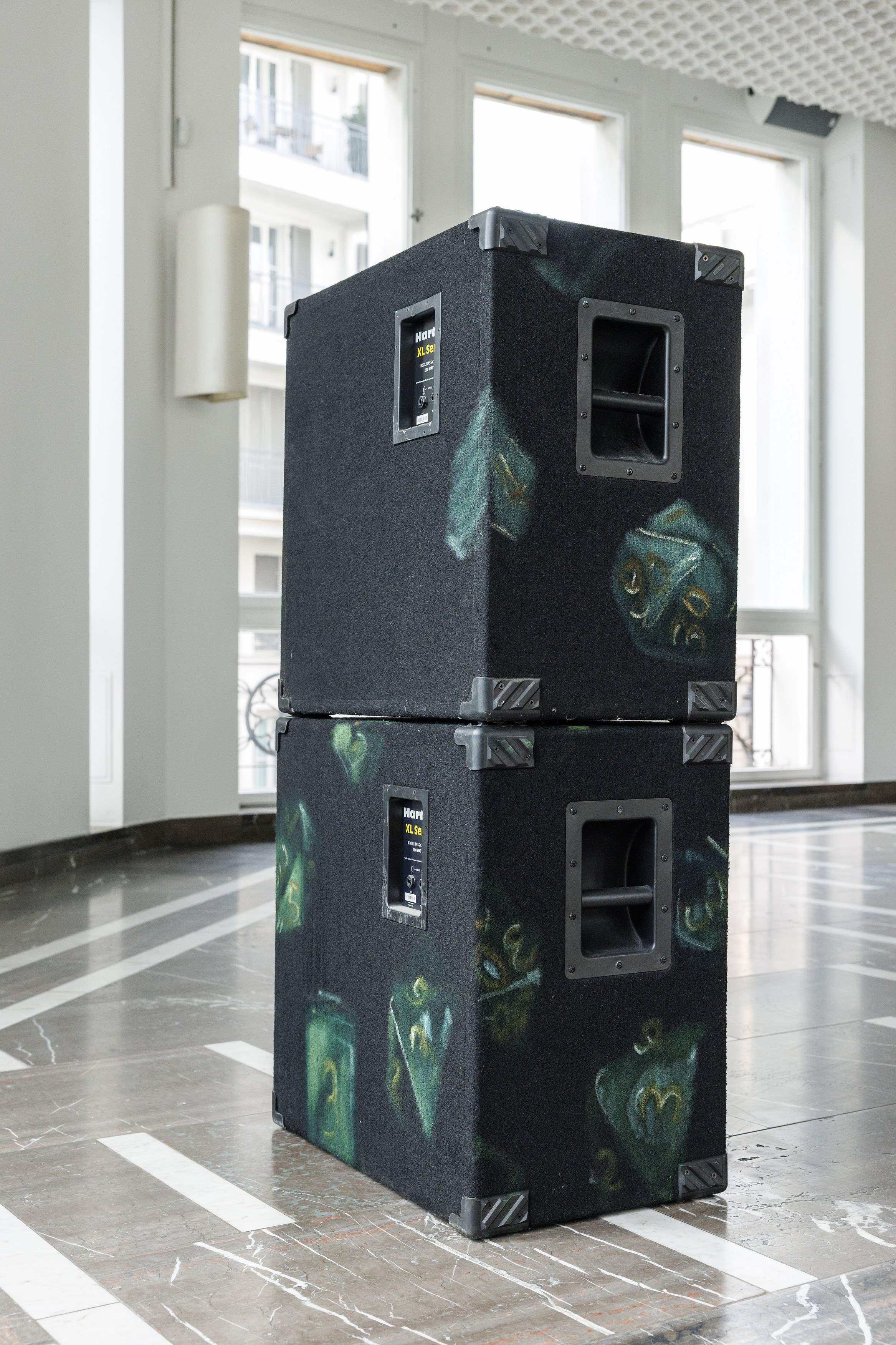 Issy Wood, Magic Bullet at Schinkel Pavillon, photo 14