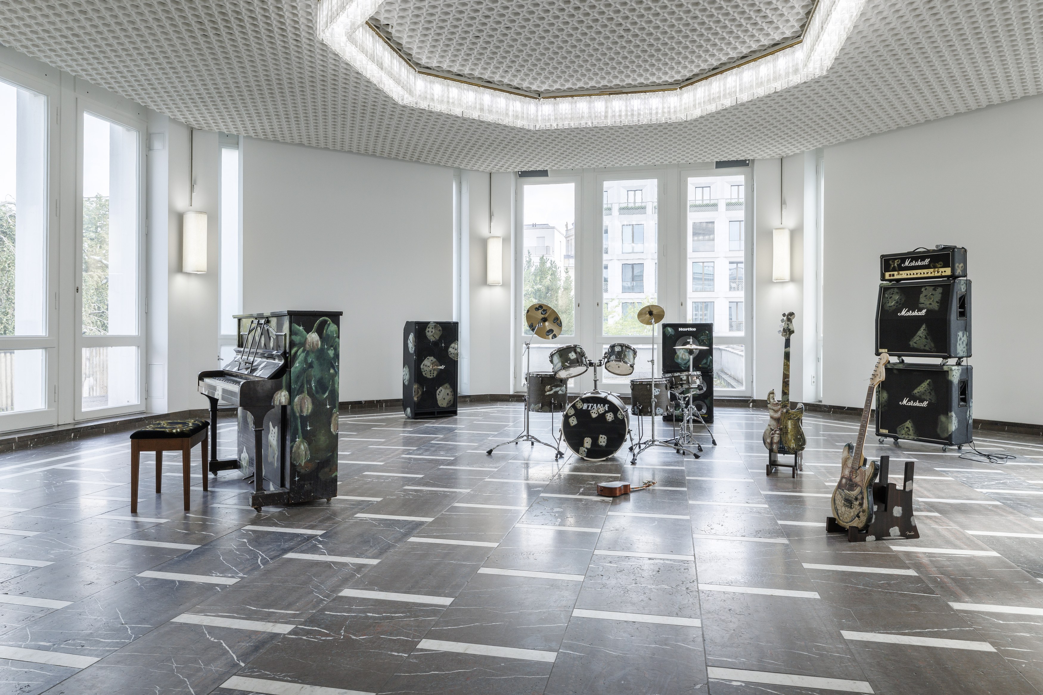Issy Wood, Magic Bullet at Schinkel Pavillon, photo 45