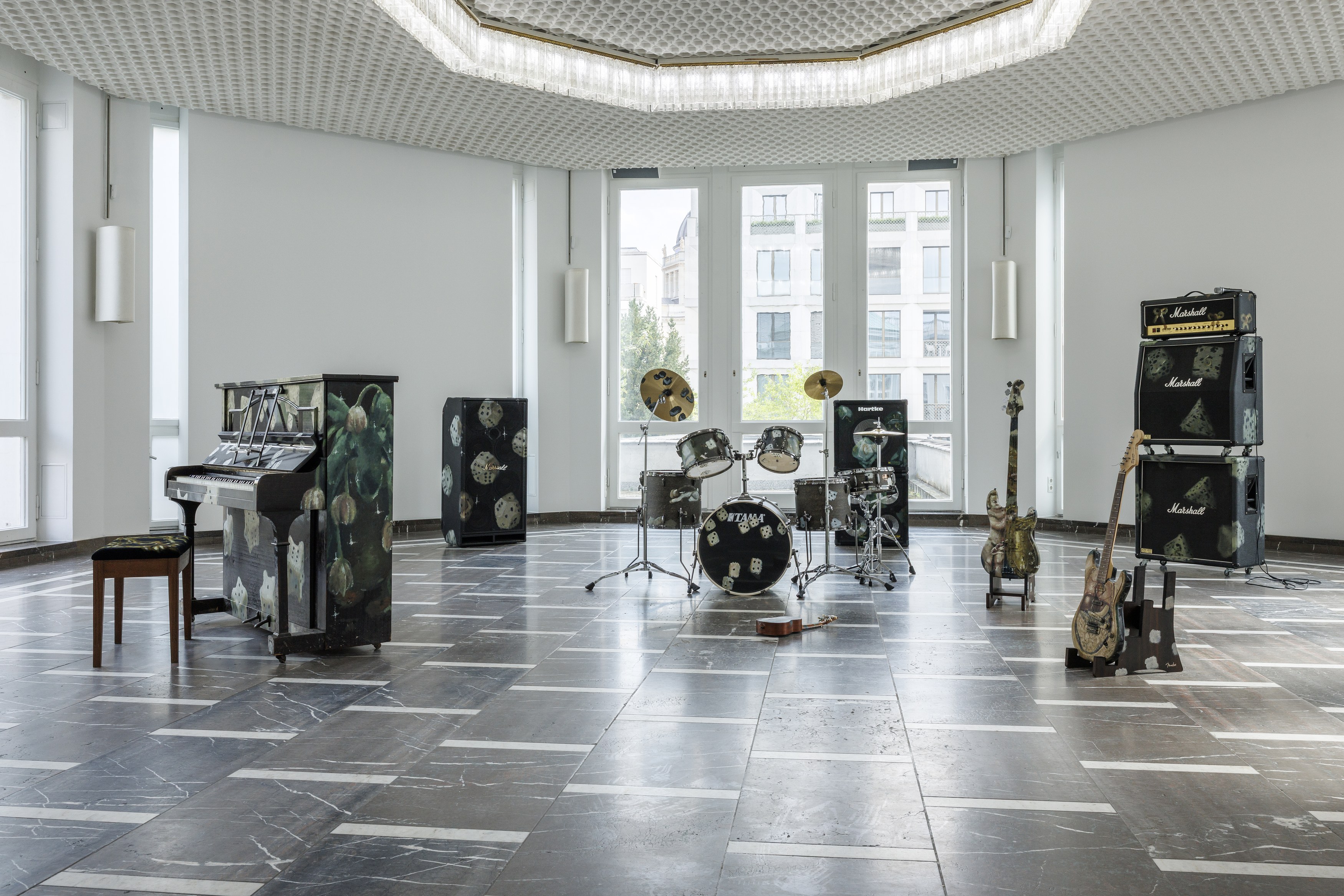 Issy Wood, Magic Bullet at Schinkel Pavillon, photo 48