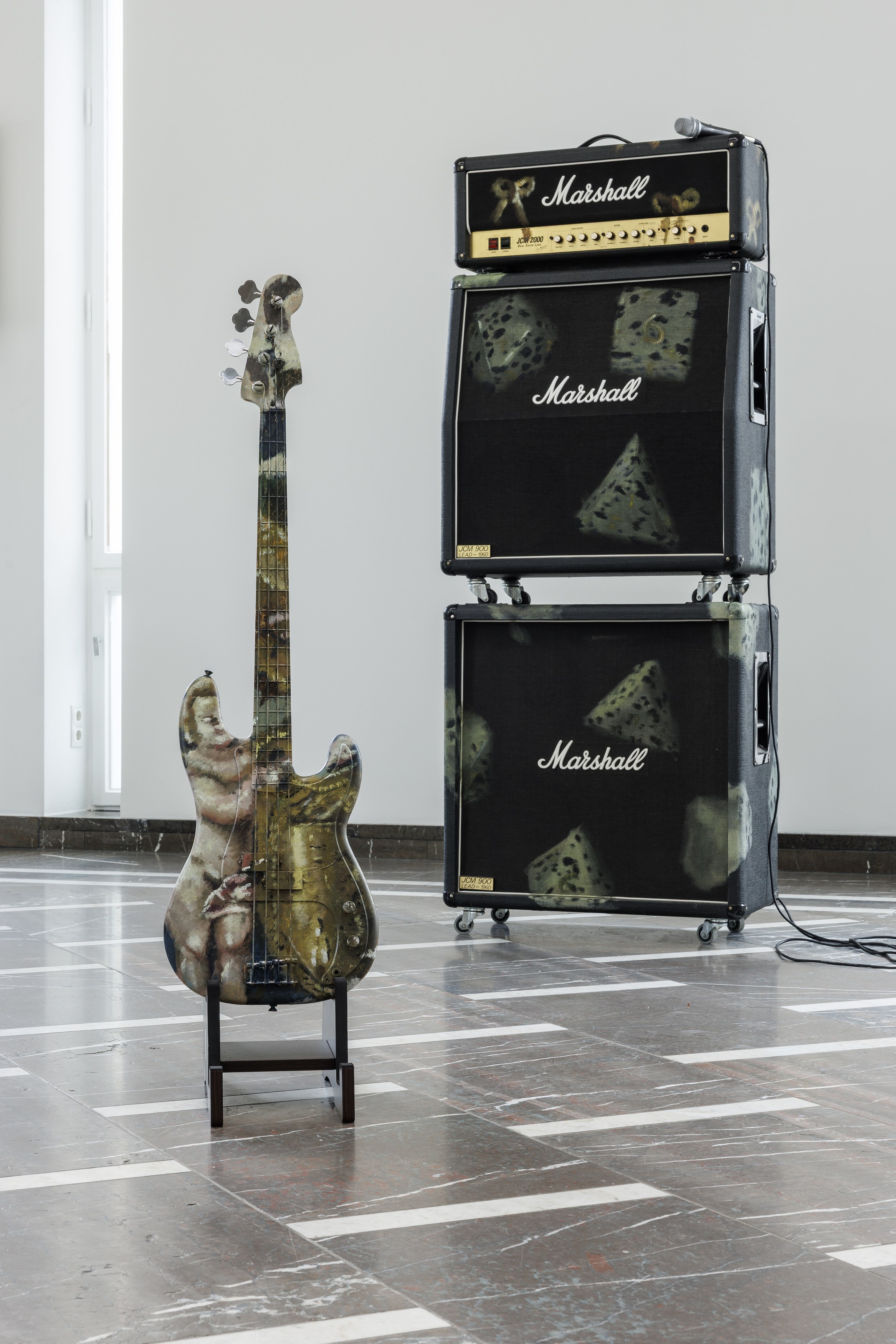 Issy Wood, Magic Bullet at Schinkel Pavillon, photo 50