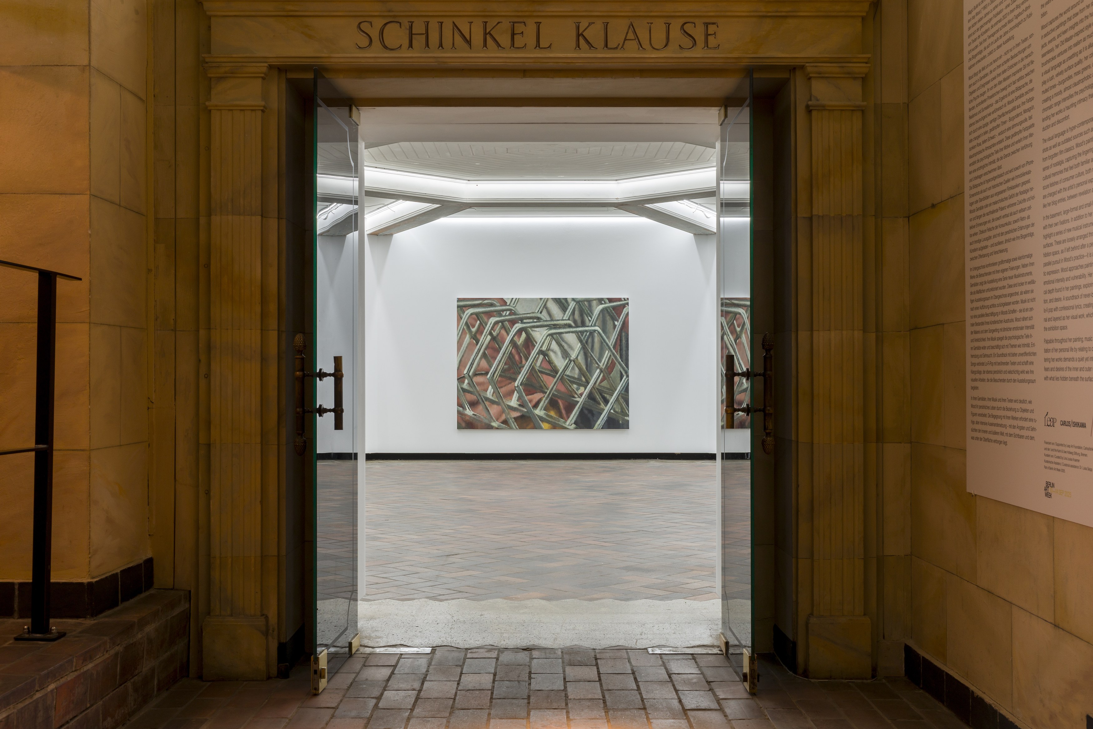 Issy Wood, Magic Bullet at Schinkel Pavillon, photo 90