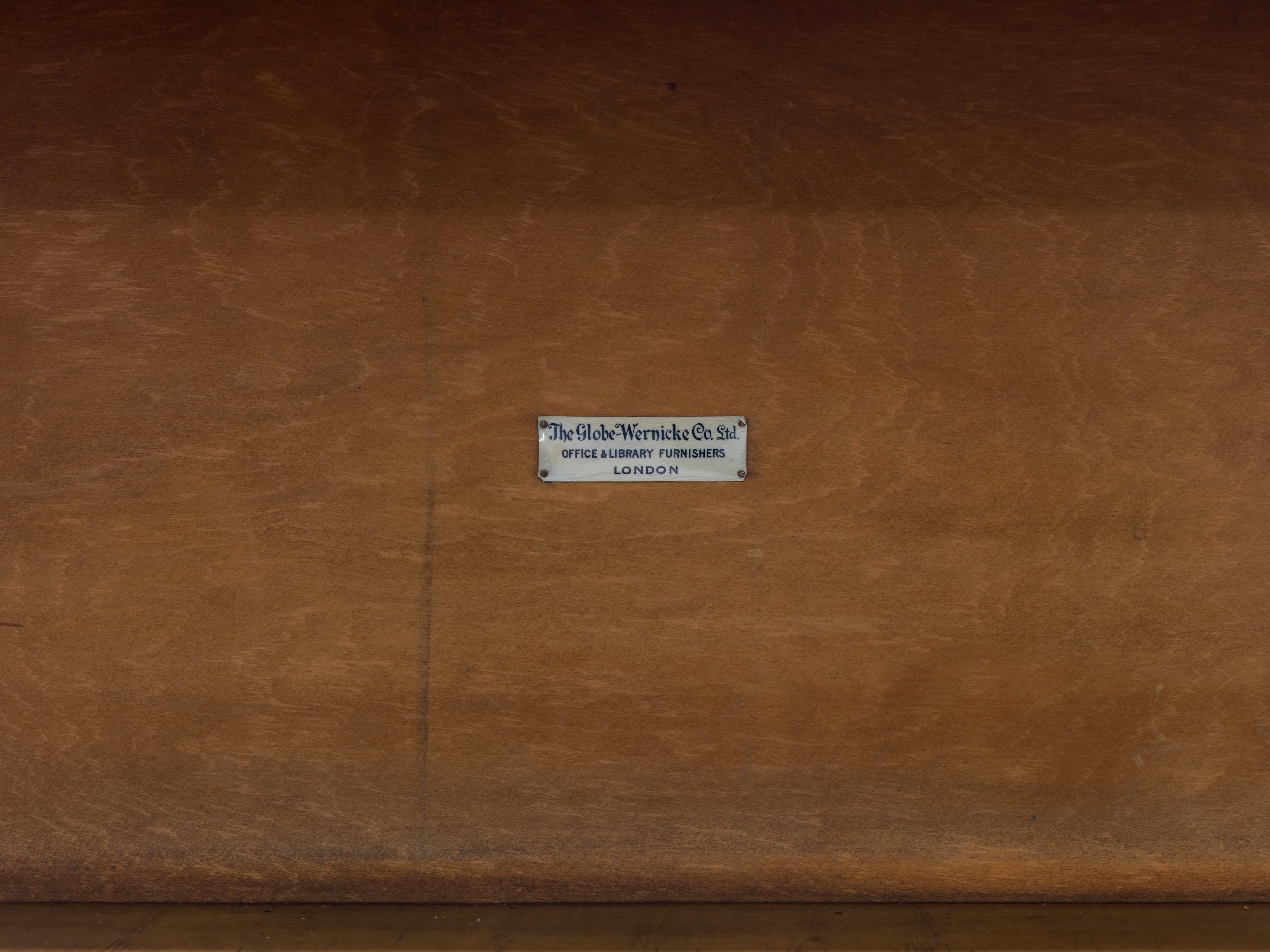 Elizabeth Englander, The Elizabethan Lumber Room at A. Squire, photo 9