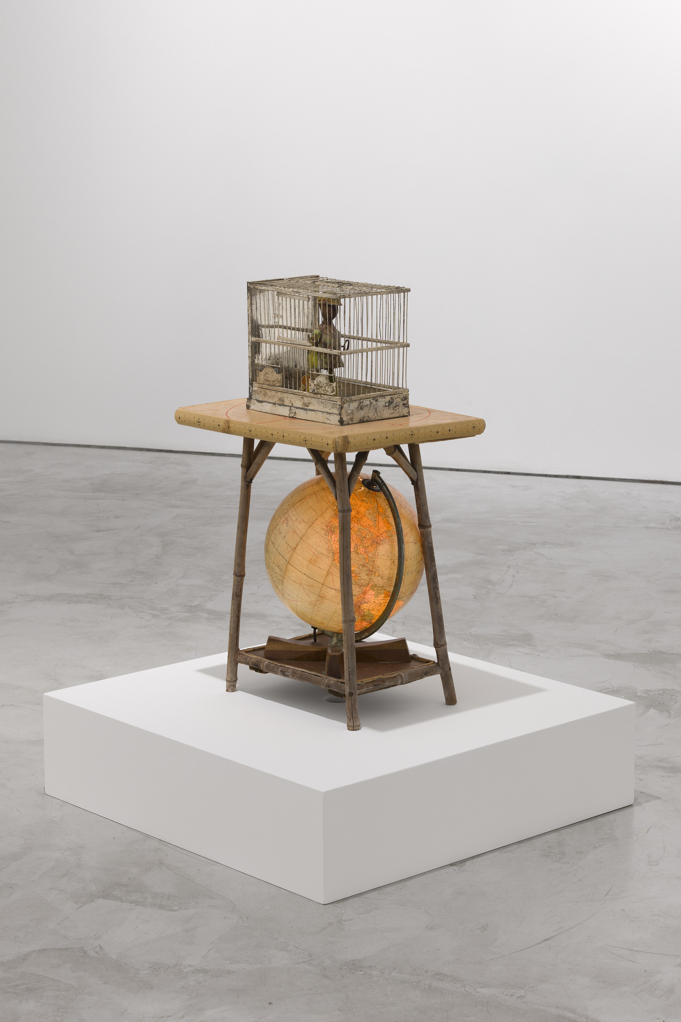 Listening to Objects, Listening to Objects at Maximillian William, photo 10