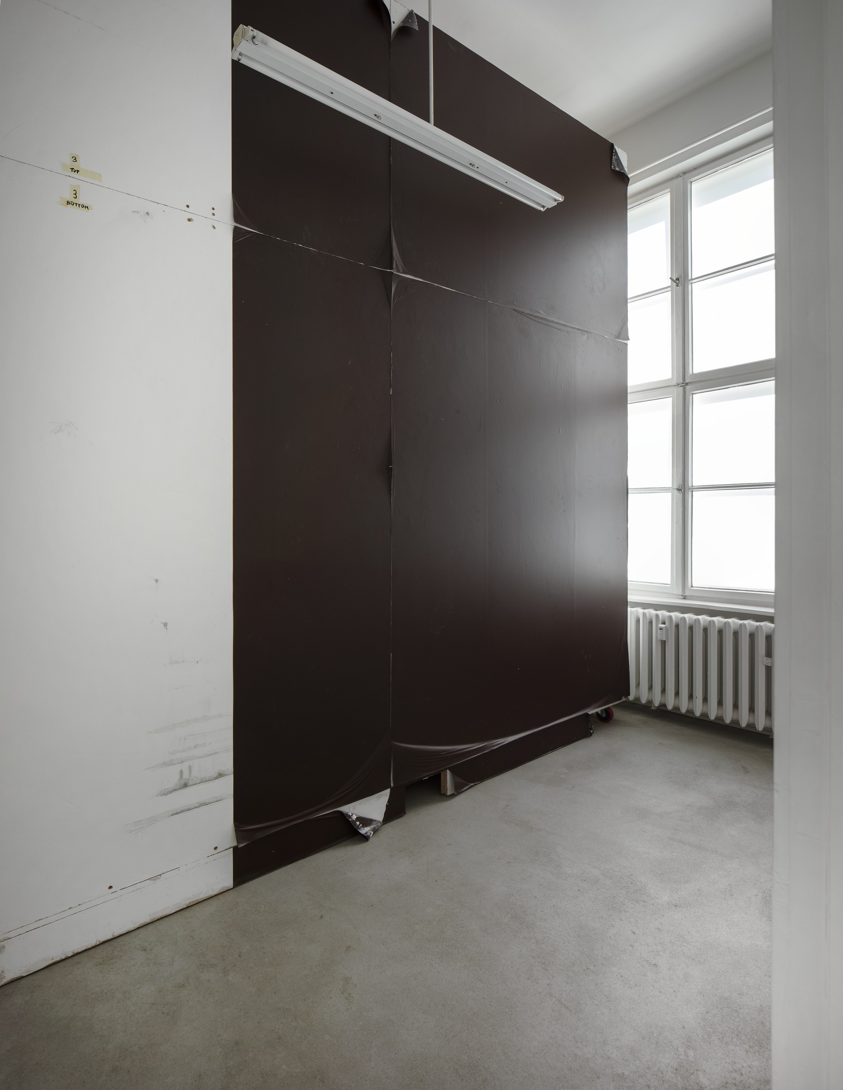 Christopher Williams, Blocking Templates at Sammlung Haubrok and Paris Bar, Berlin, photo 11