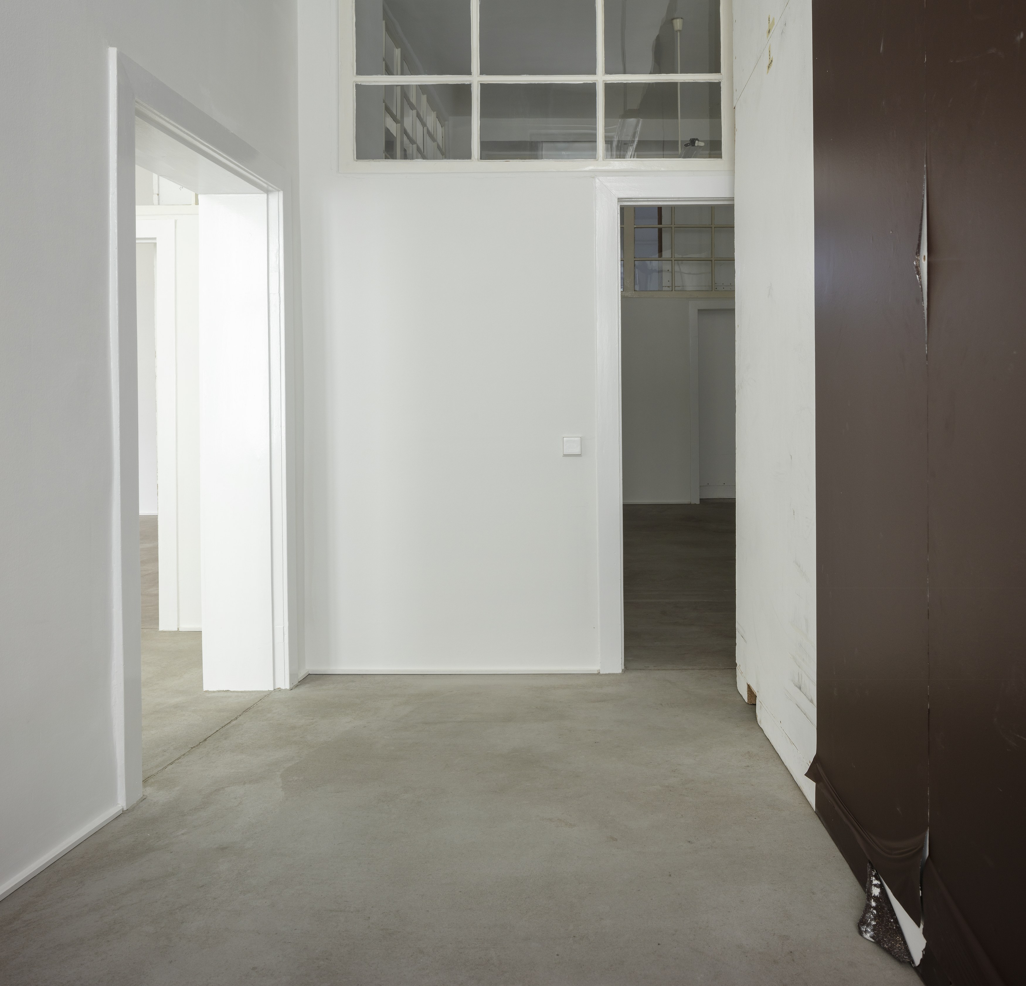 Christopher Williams, Blocking Templates at Sammlung Haubrok and Paris Bar, Berlin, photo 16