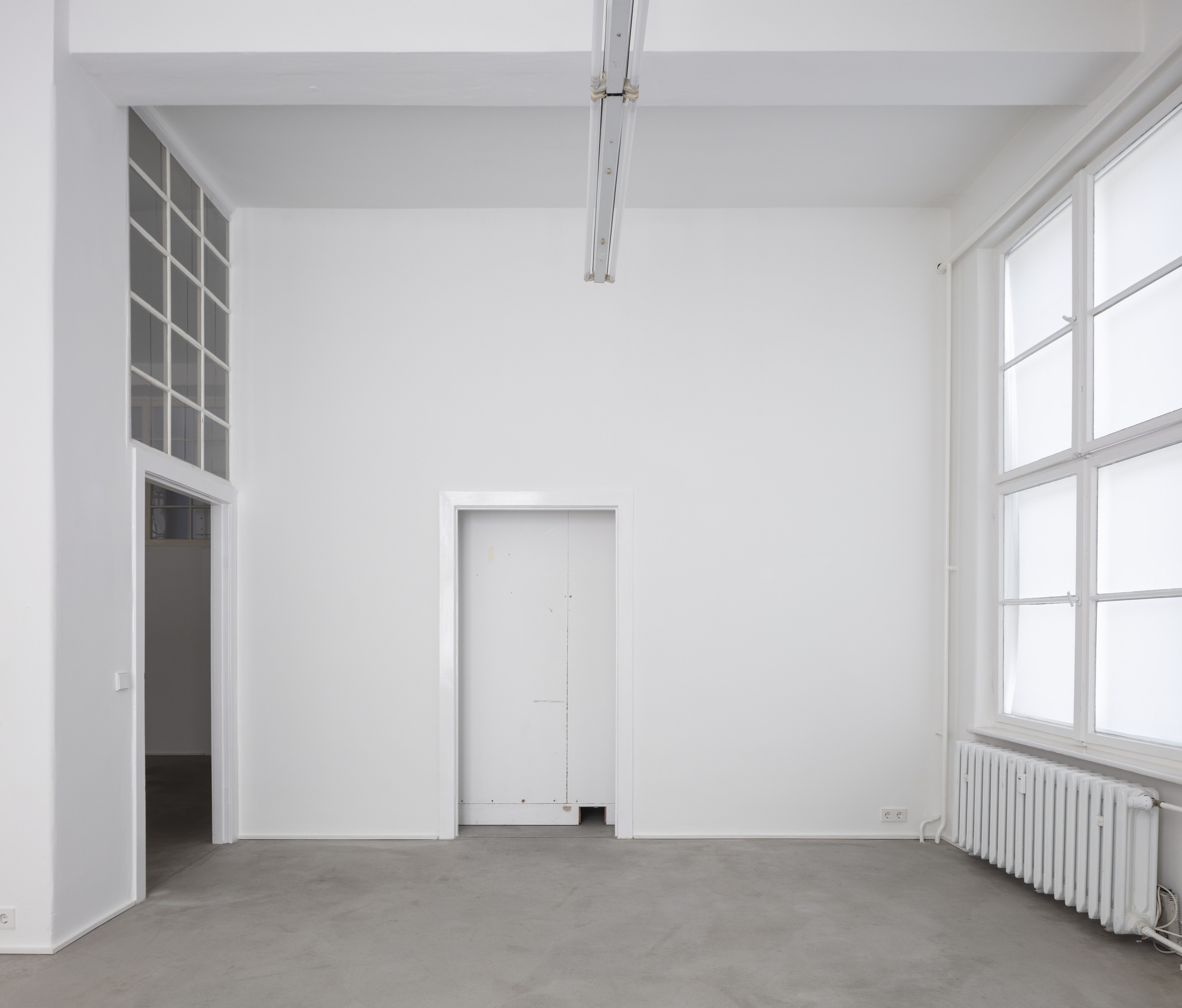 Christopher Williams, Blocking Templates at Sammlung Haubrok and Paris Bar, Berlin, photo 20