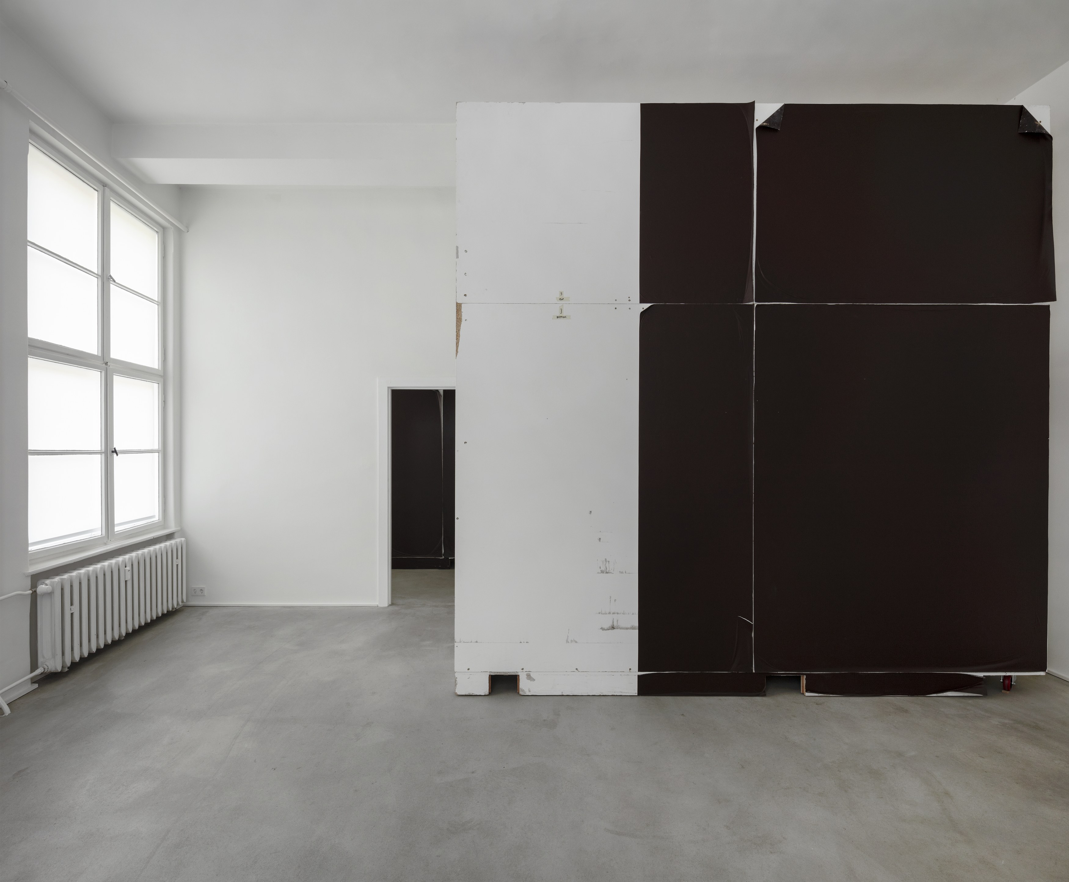 Christopher Williams, Blocking Templates at Sammlung Haubrok and Paris Bar, Berlin, photo 22