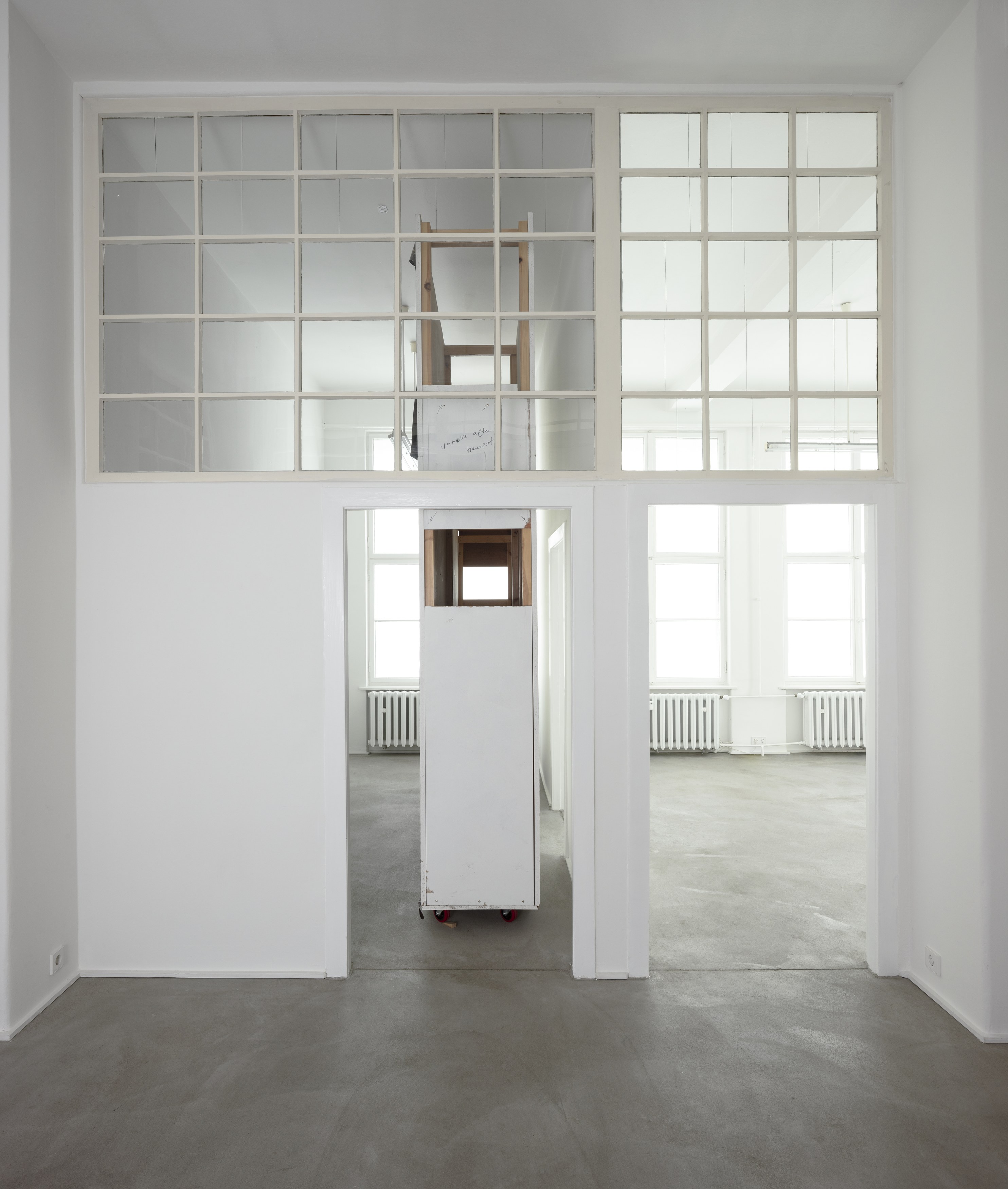 Christopher Williams, Blocking Templates at Sammlung Haubrok and Paris Bar, Berlin, photo 26