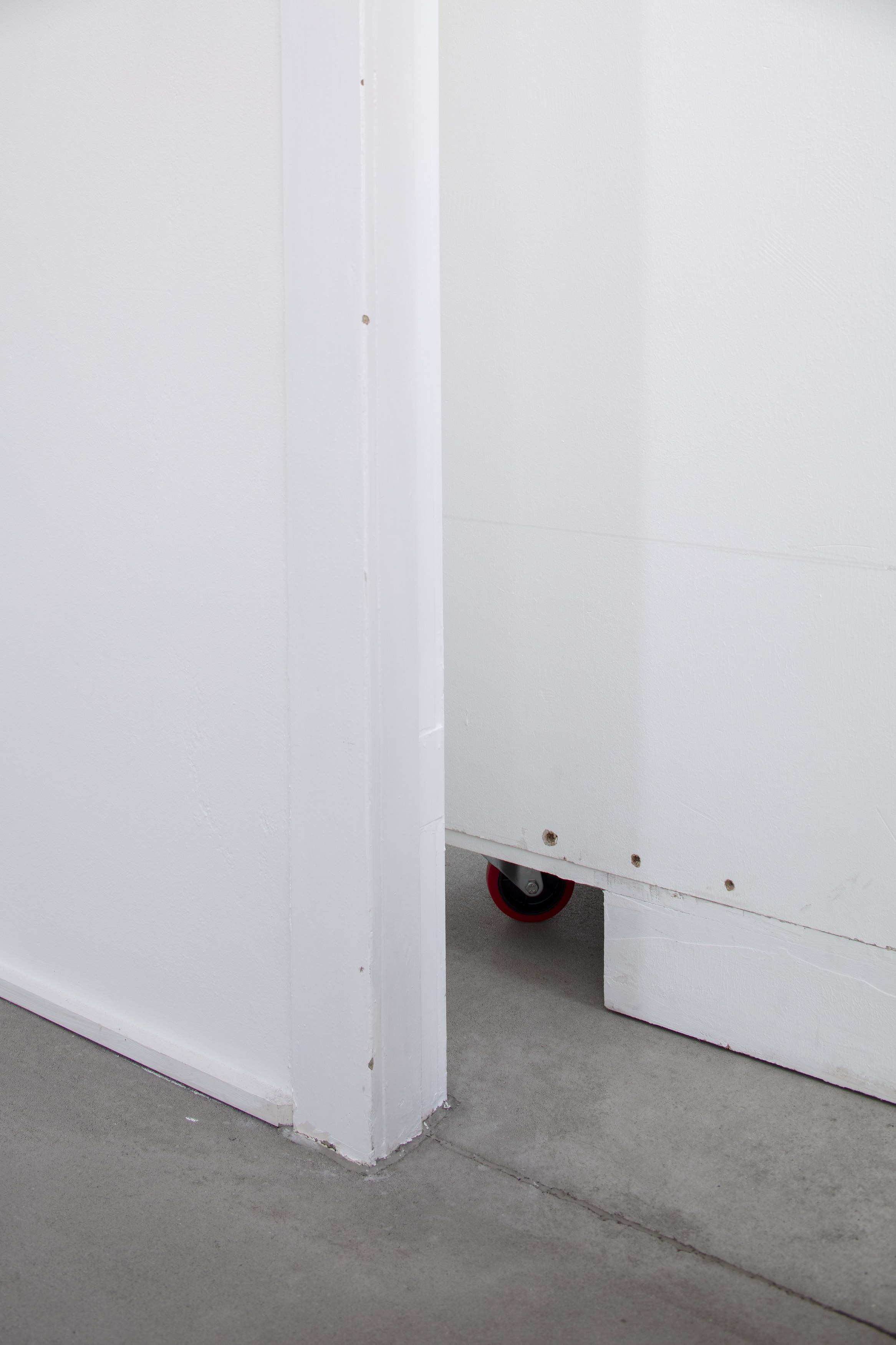 Christopher Williams, Blocking Templates at Sammlung Haubrok and Paris Bar, Berlin, photo 33