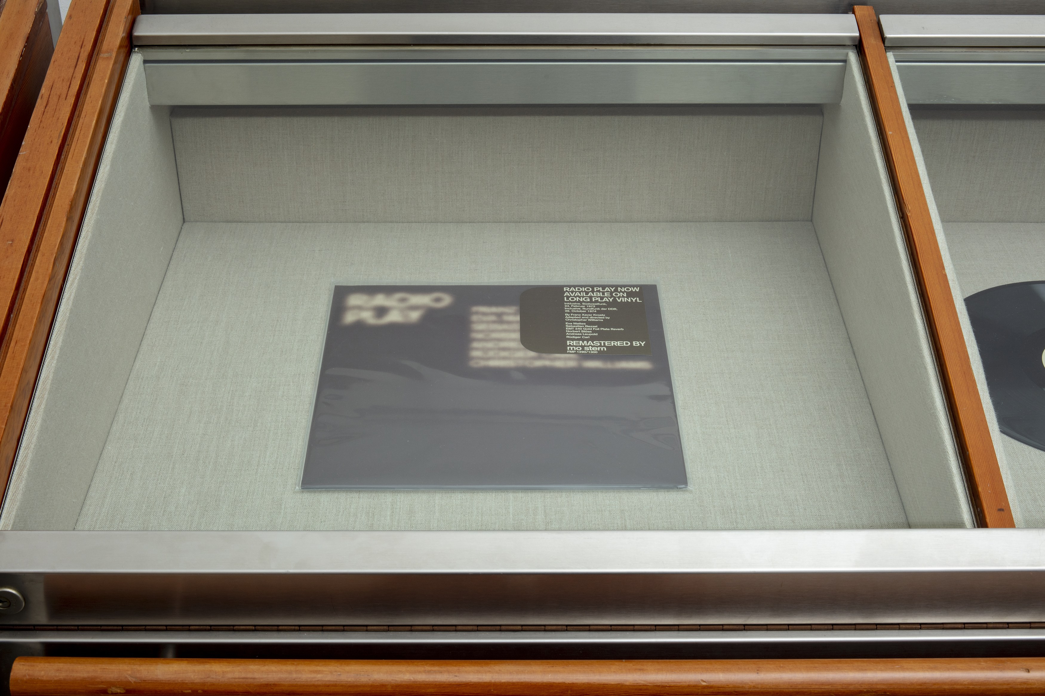 Christopher Williams, Blocking Templates at Sammlung Haubrok and Paris Bar, Berlin, photo 56