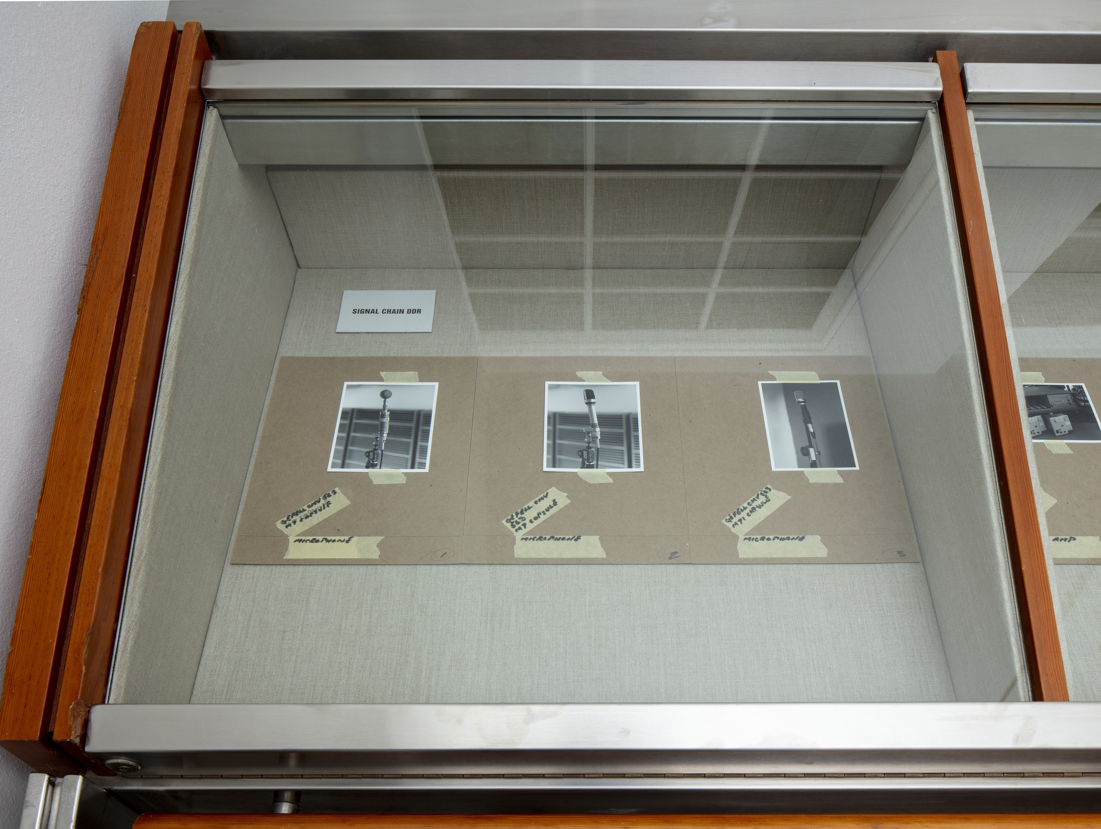 Christopher Williams, Blocking Templates at Sammlung Haubrok and Paris Bar, Berlin, photo 62