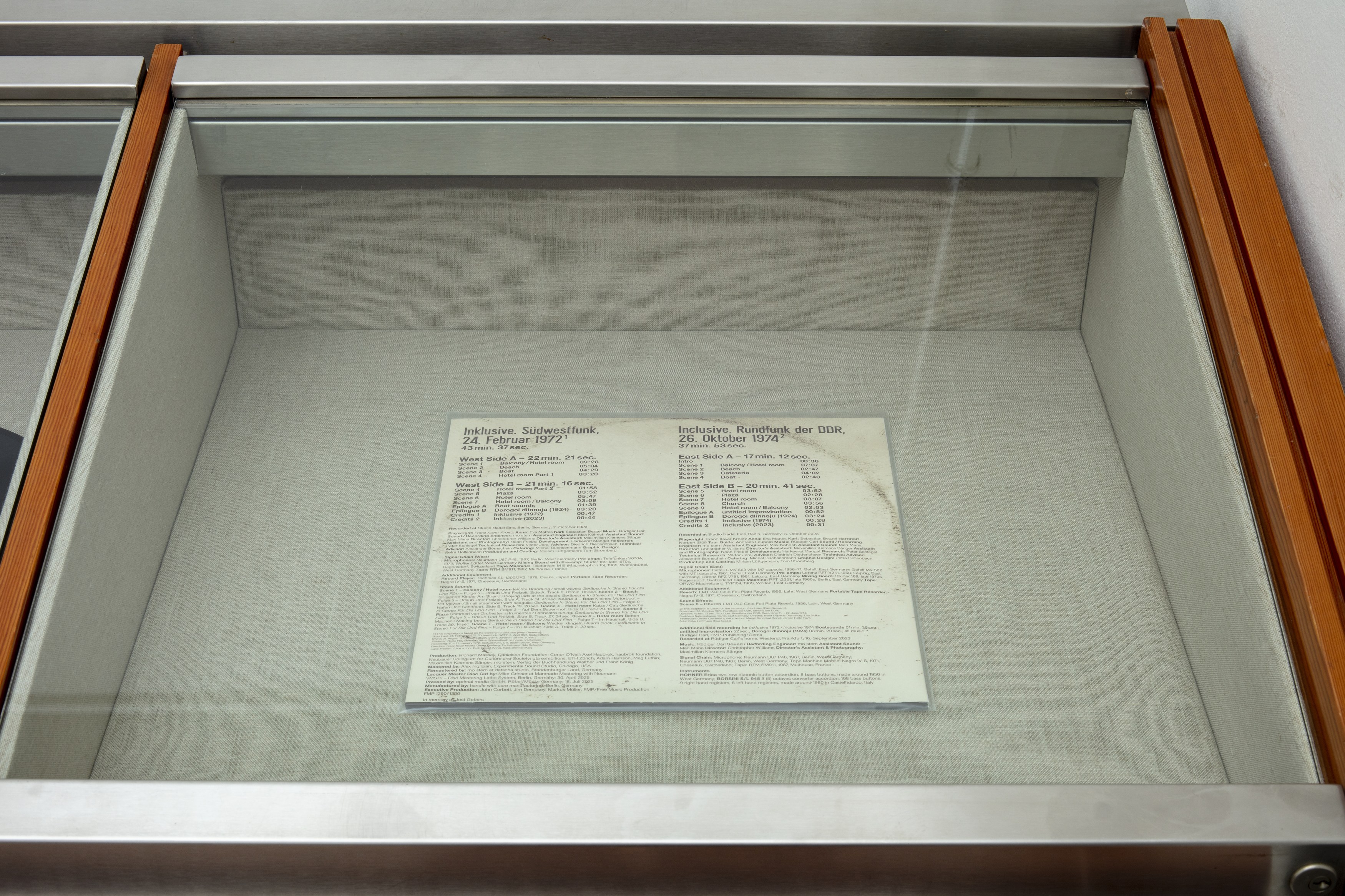Christopher Williams, Blocking Templates at Sammlung Haubrok and Paris Bar, Berlin, photo 69